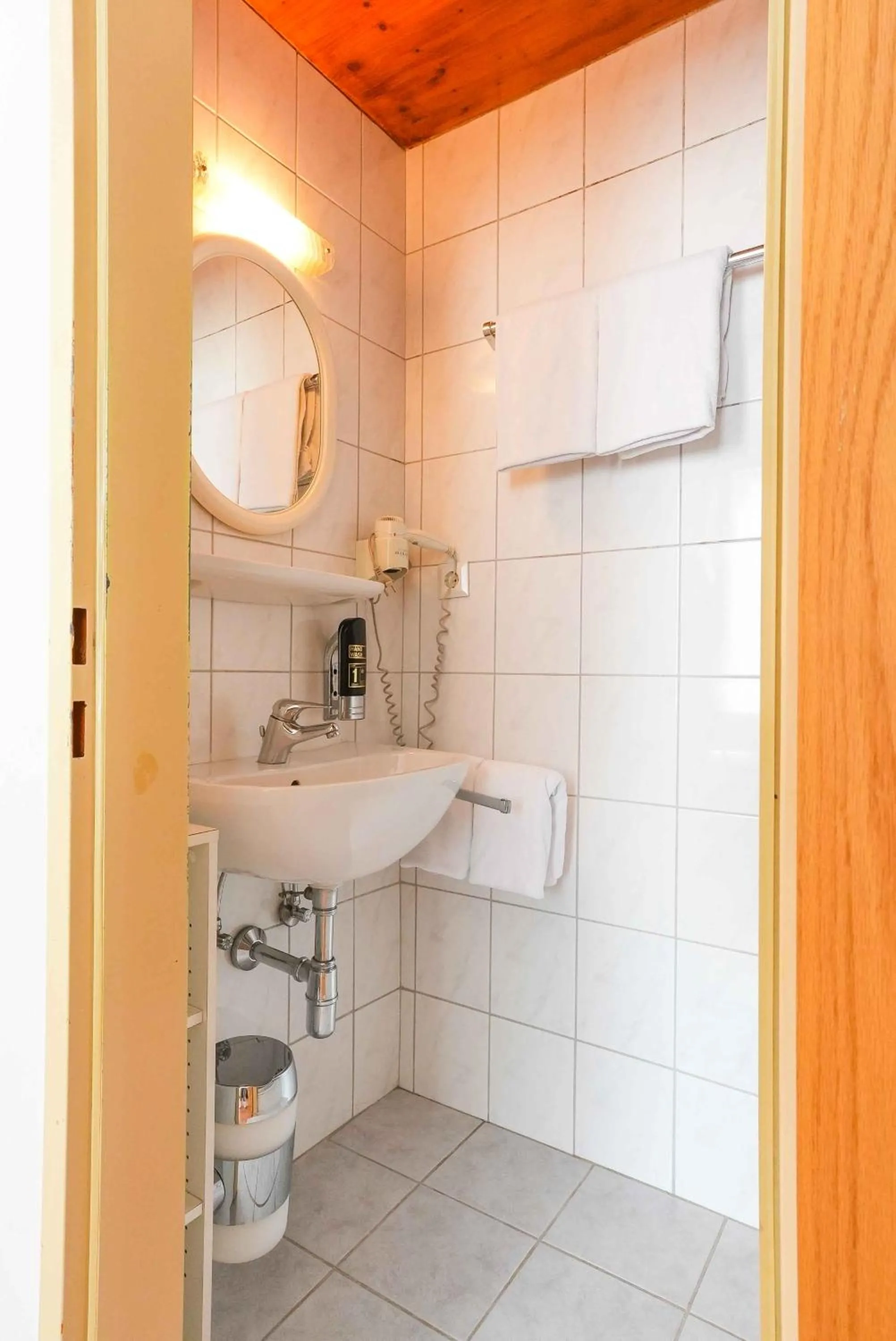 Bathroom in Strandhotel Pichler