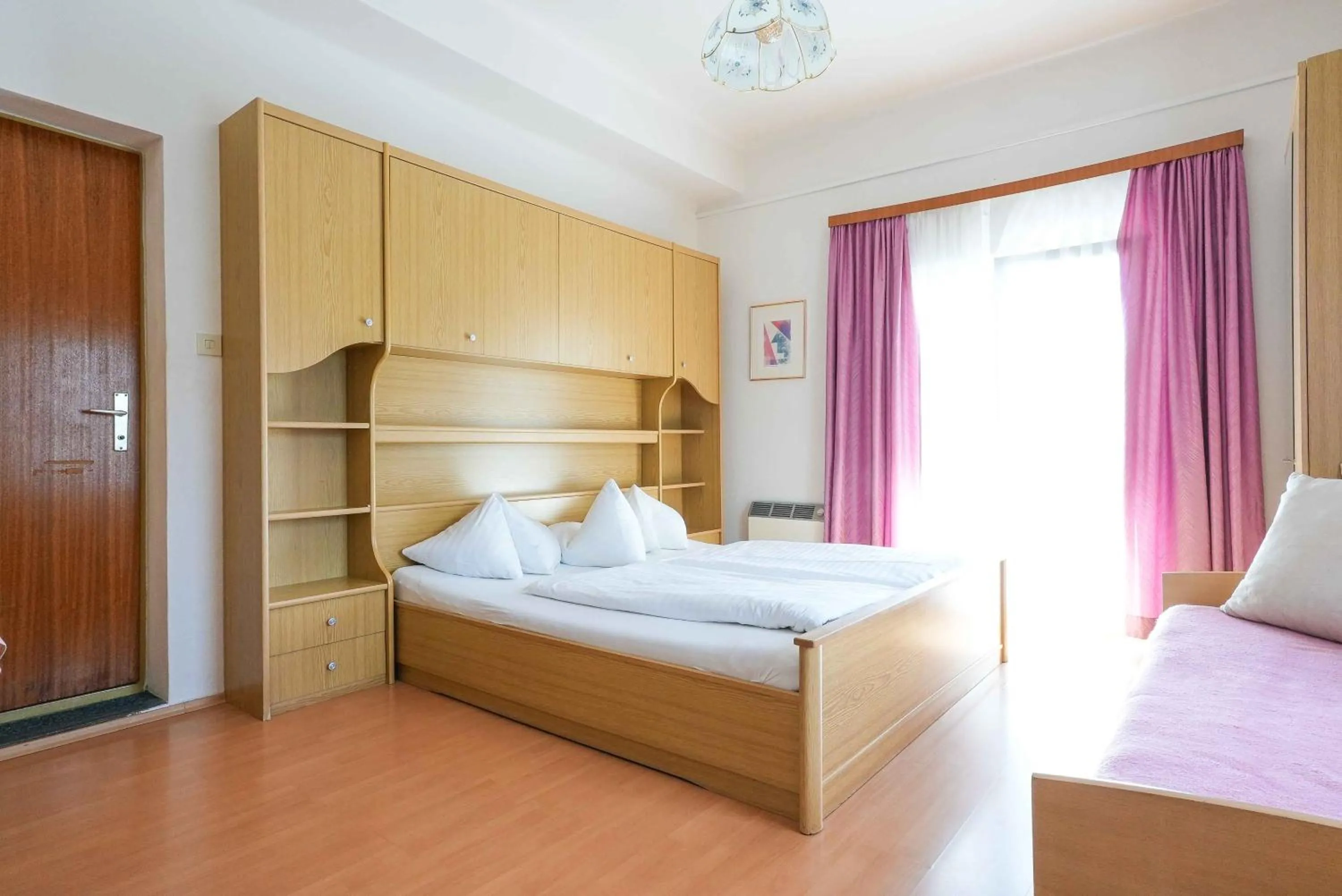 Photo of the whole room in Strandhotel Pichler