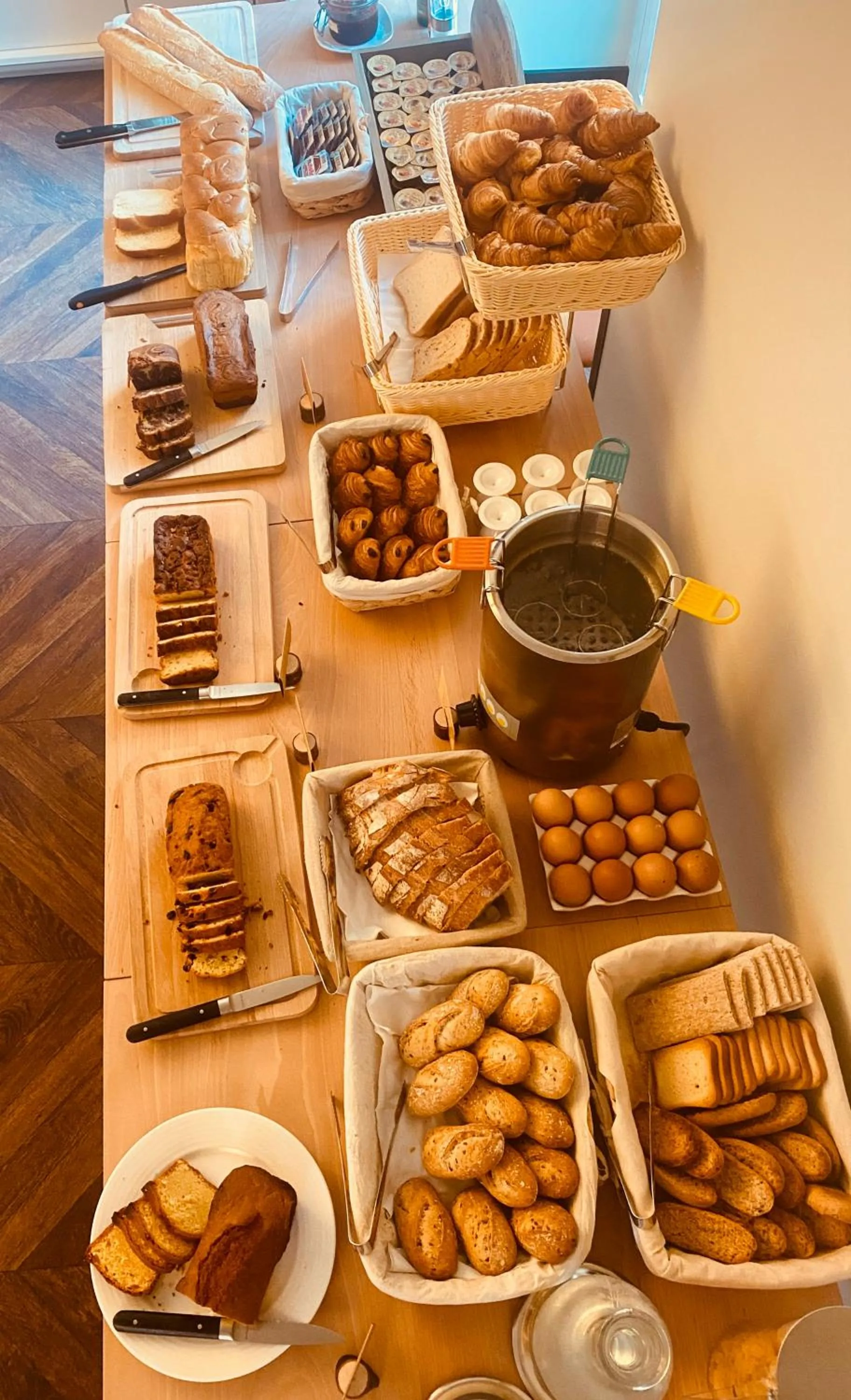 Breakfast in Hôtel Restaurant Le Relais des Gourmands