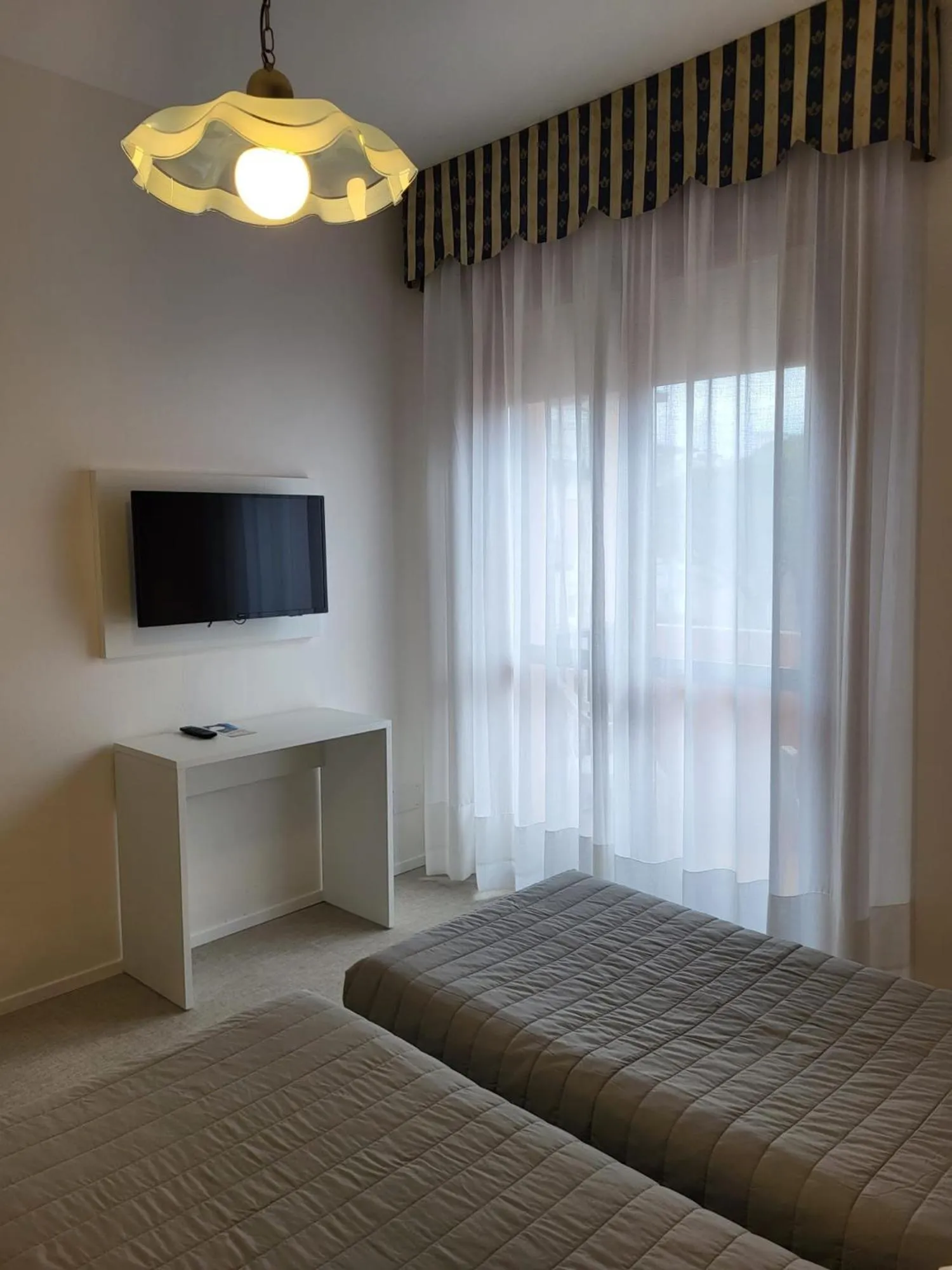 Bed in Hotel Piccadilly