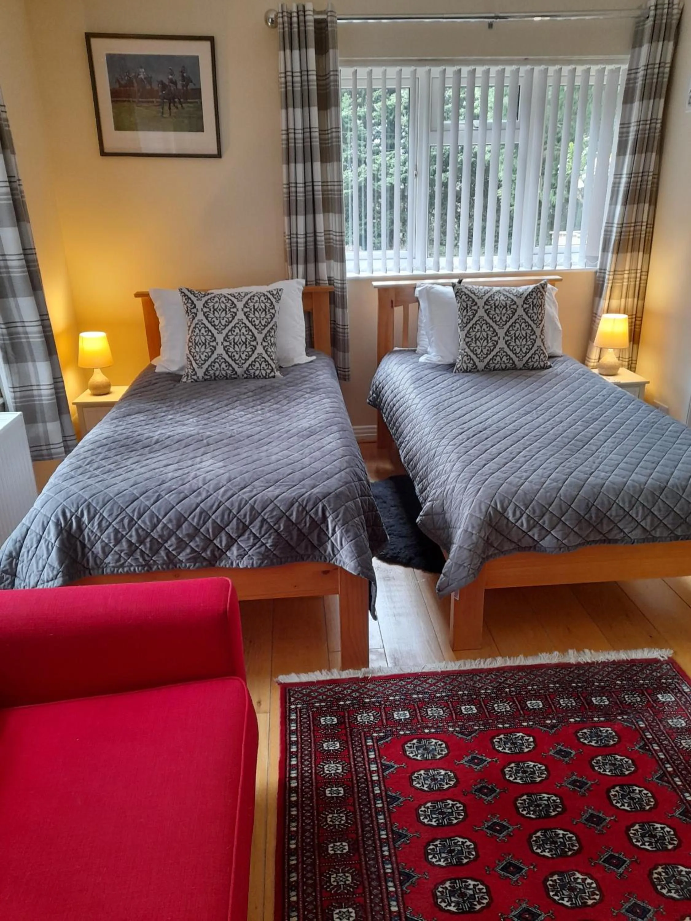 Bedroom, Bed in Sunny Nest