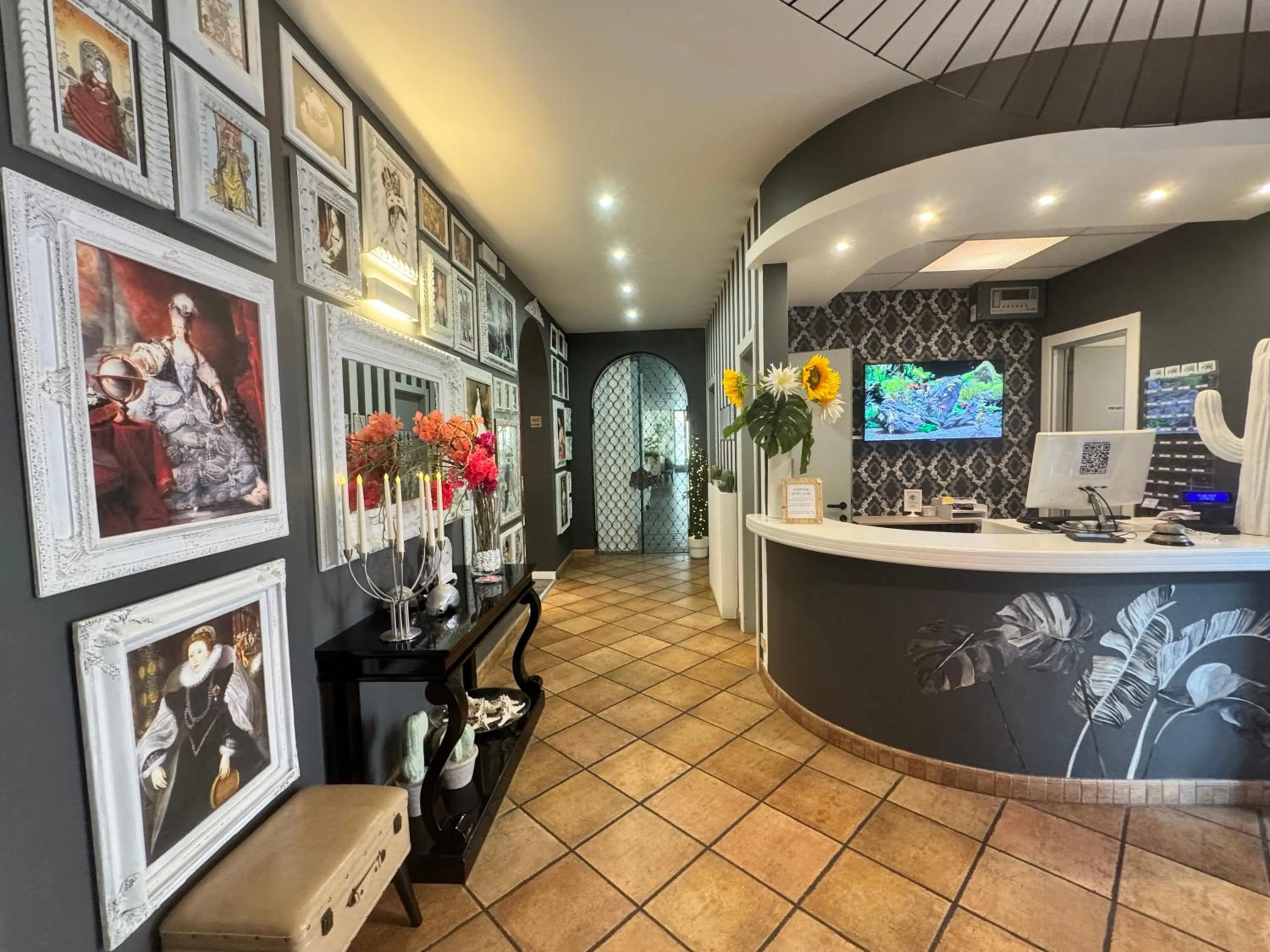 Lobby or reception in Regina Urban Beach Hotel