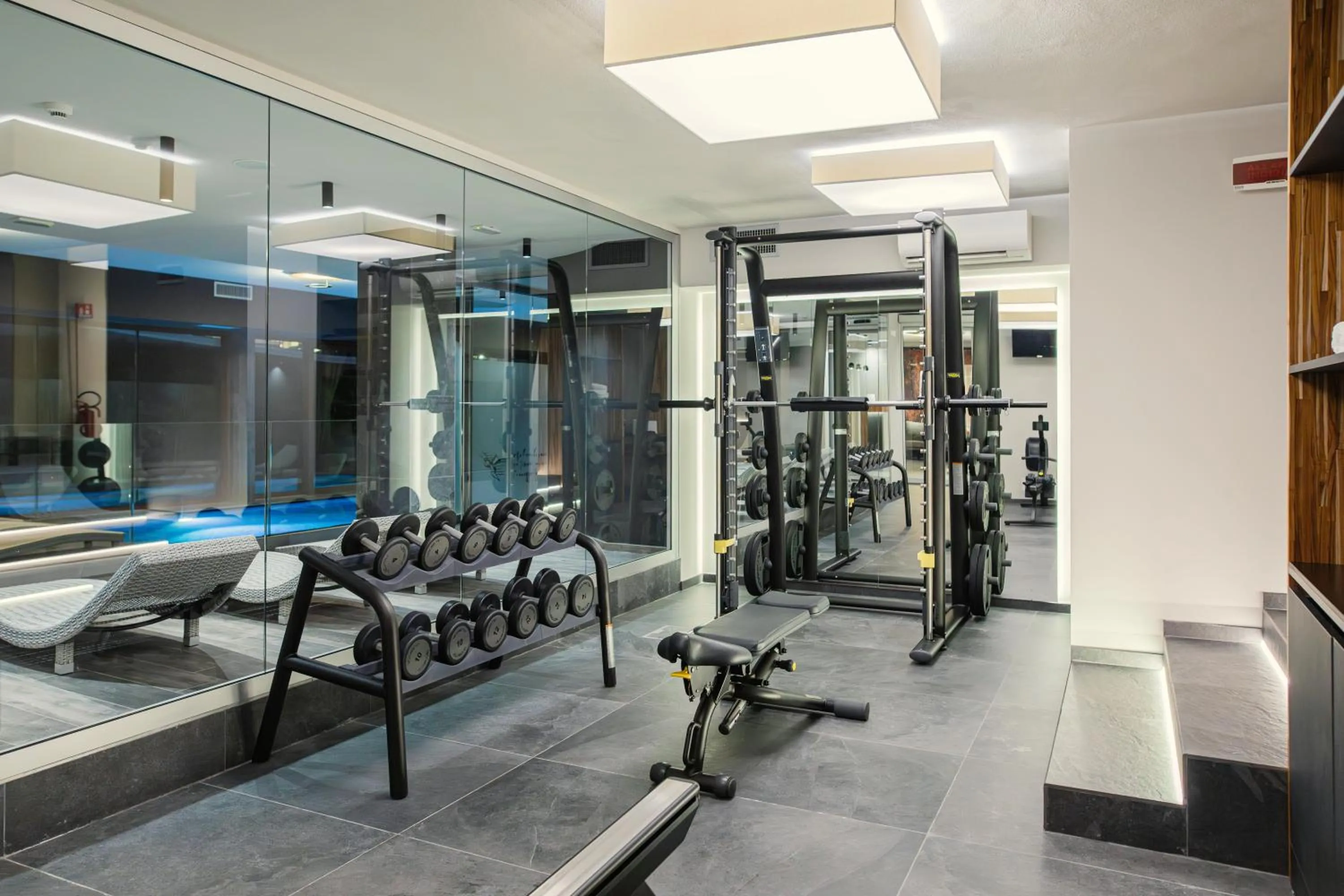 Fitness centre/facilities in Hotel Leonardo Da Vinci Wellness SPA
