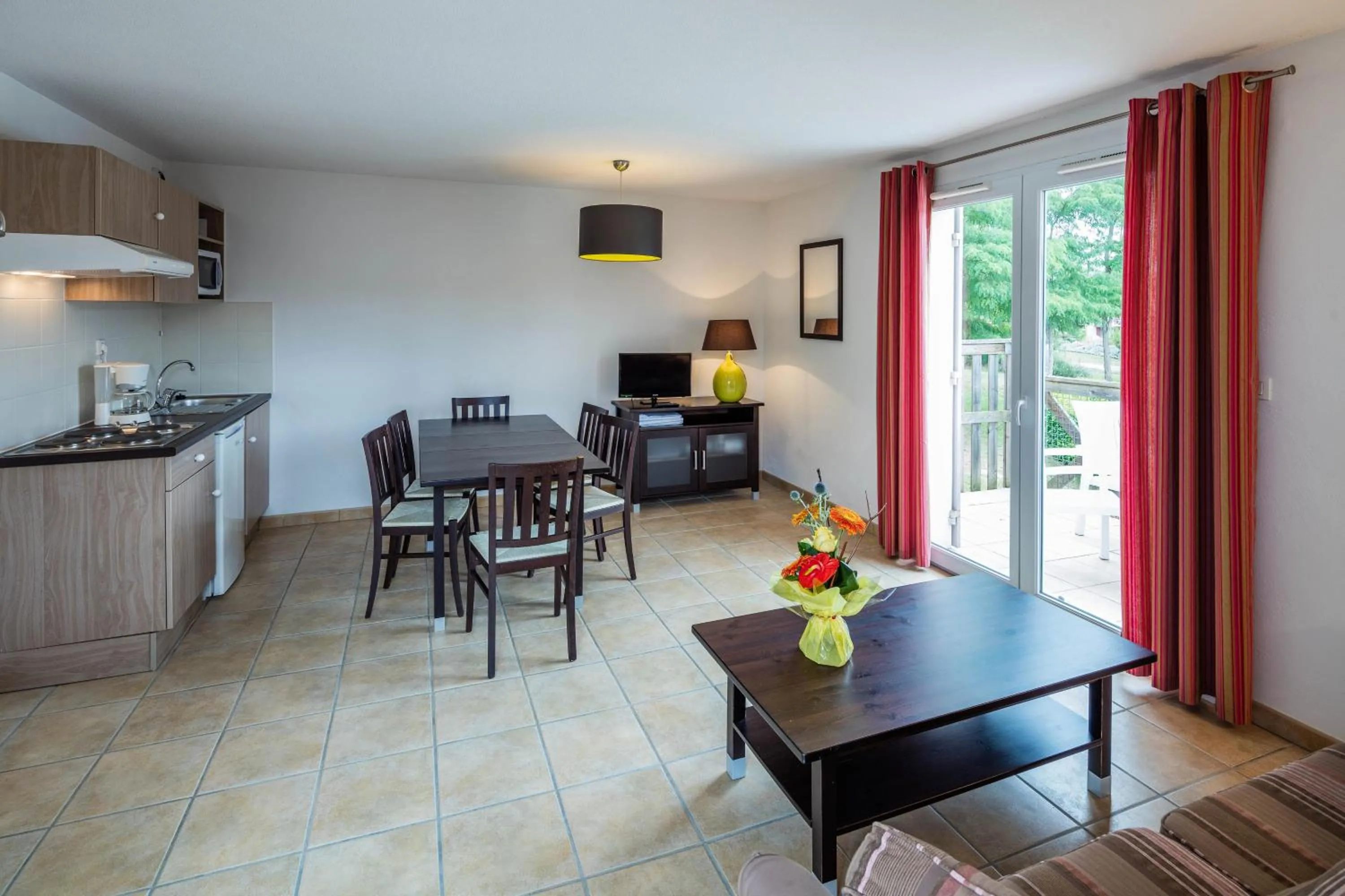 TV and multimedia in Vacancéole - Le Domaine du Golf d'Albret