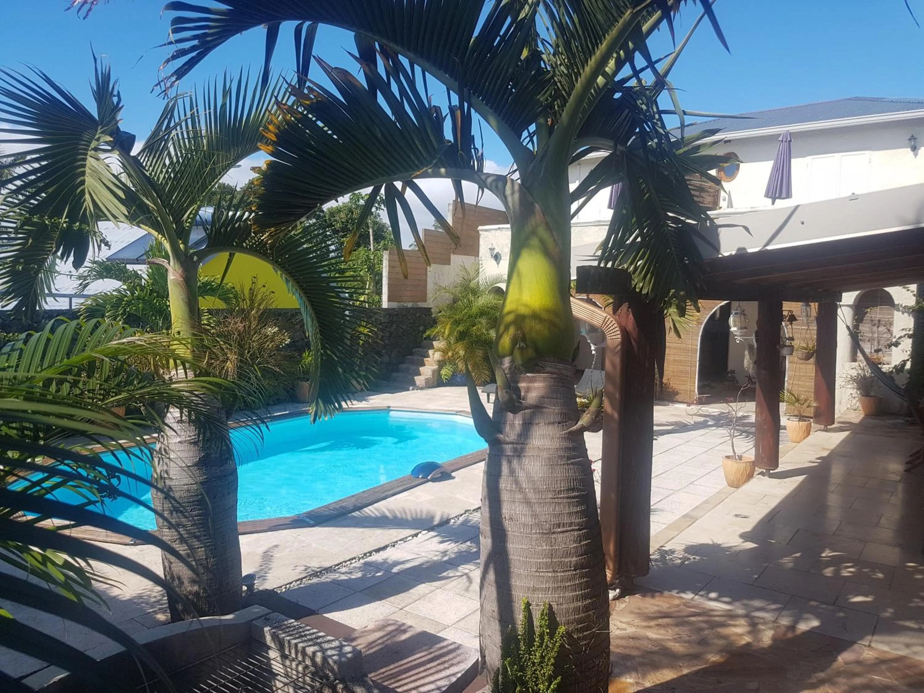Facade/entrance, Swimming Pool in La Villa du Bassin