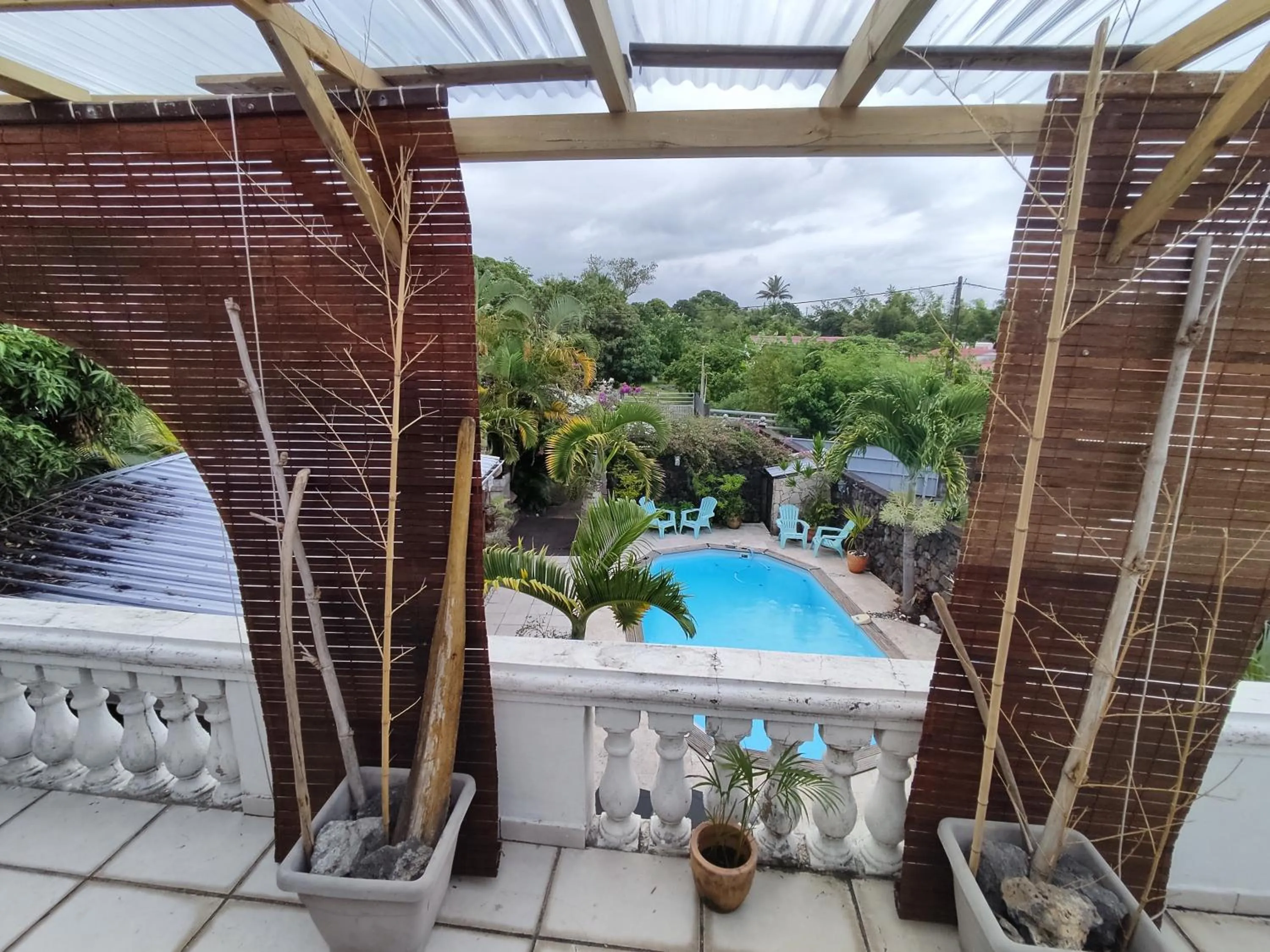Pool View in La Villa du Bassin