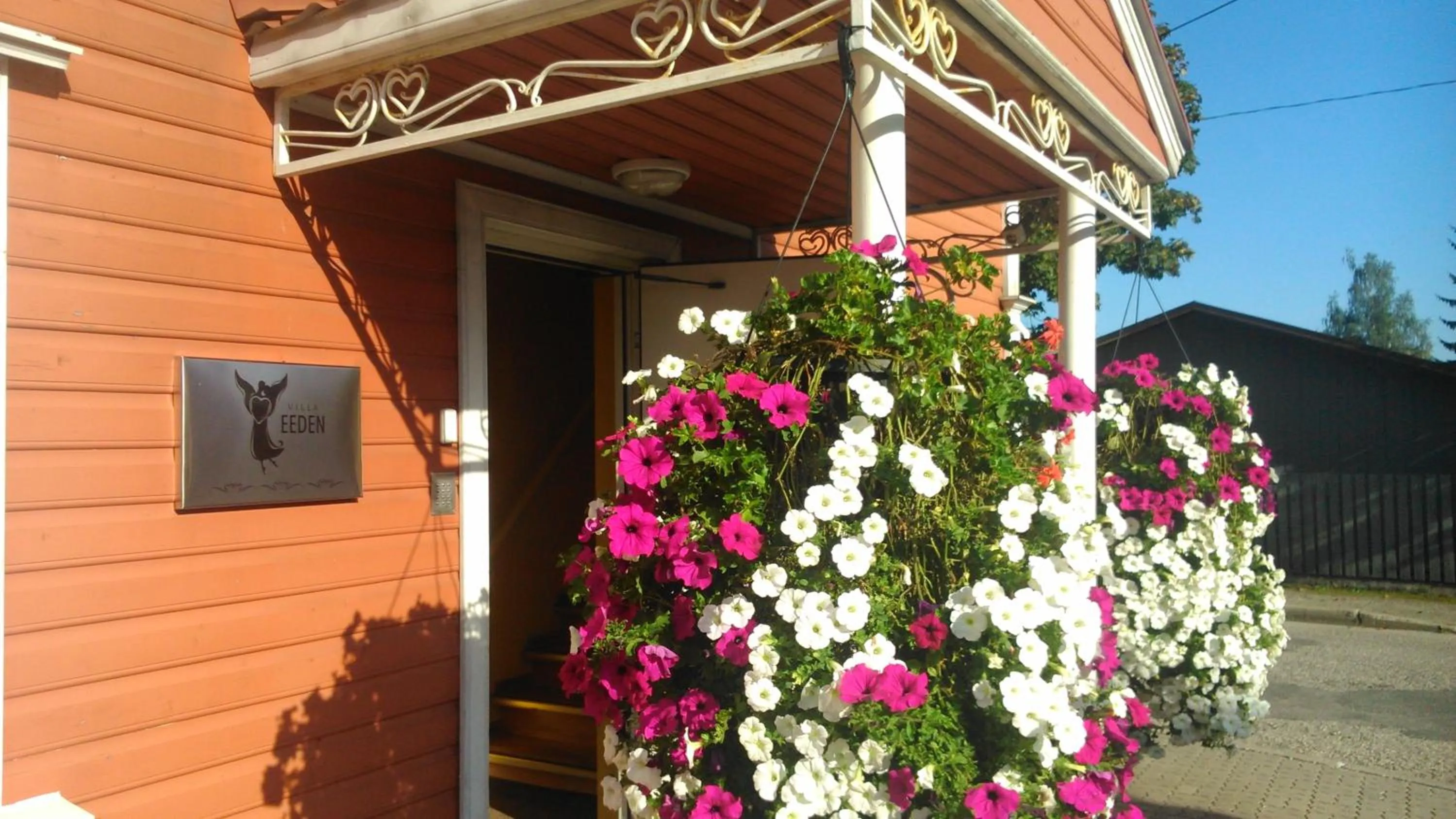 Facade/entrance in Villa Eeden