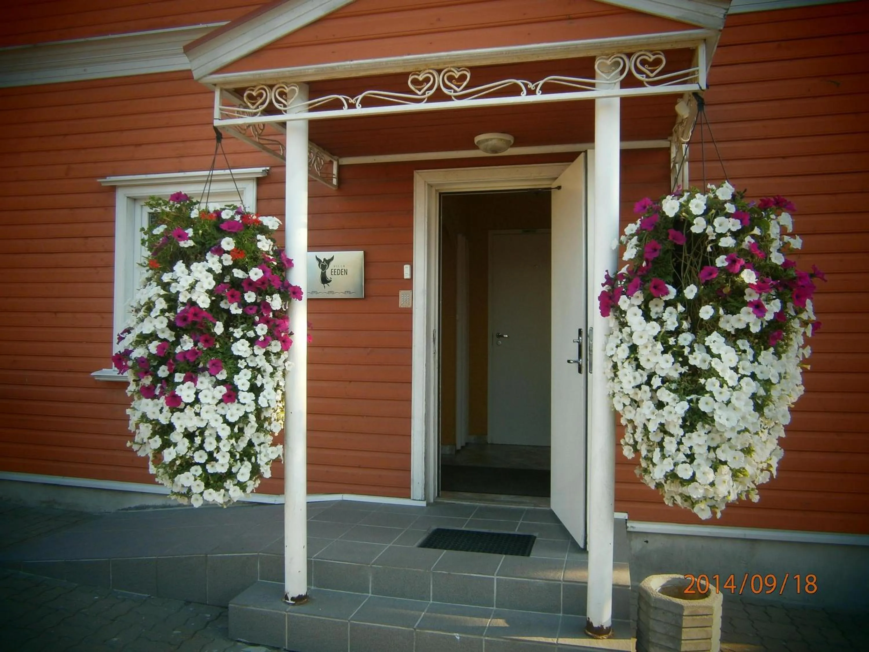 Facade/entrance in Villa Eeden
