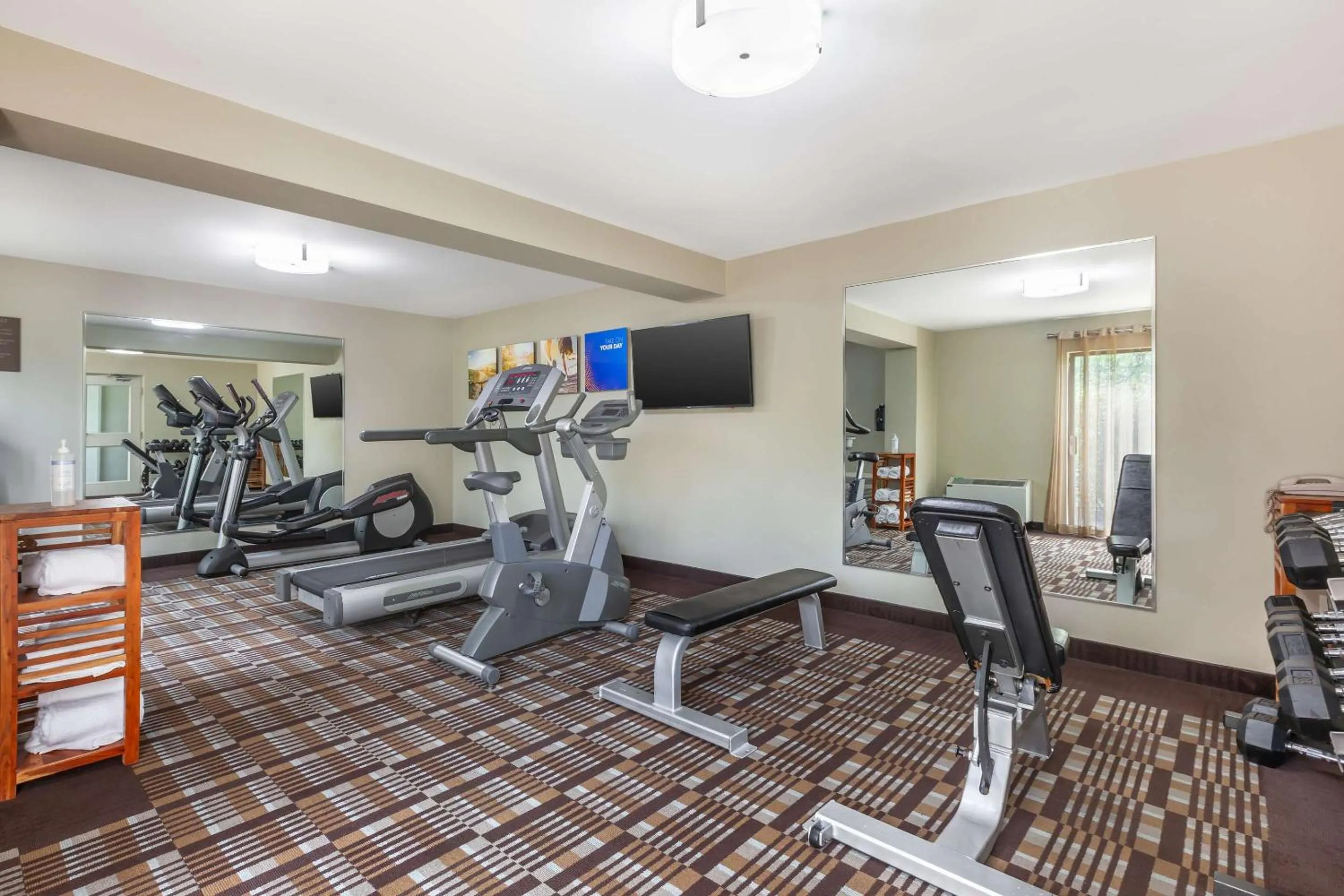 Fitness centre/facilities in Comfort Inn