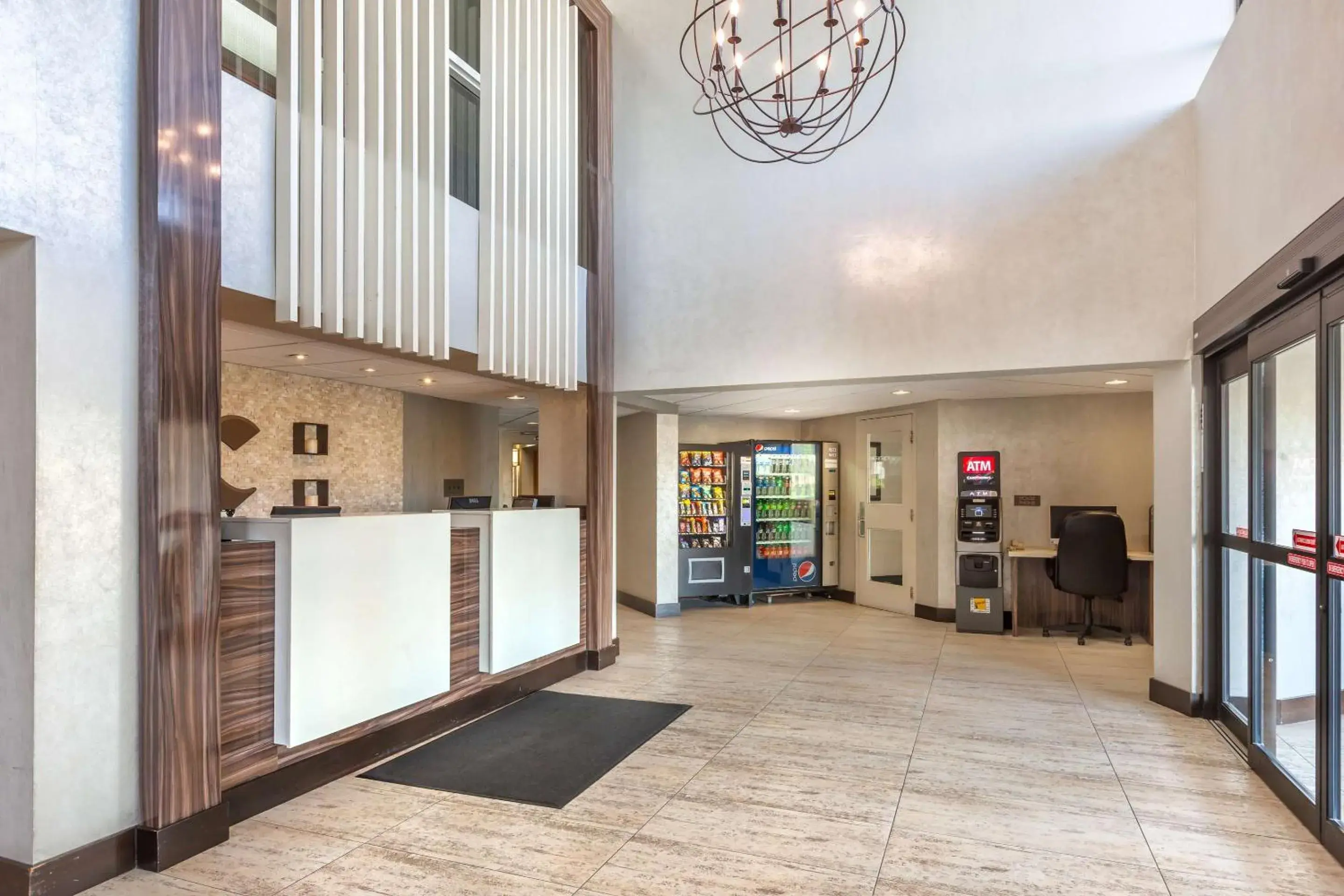 Lobby or reception in Comfort Inn Lobby or reception in Comfort Inn