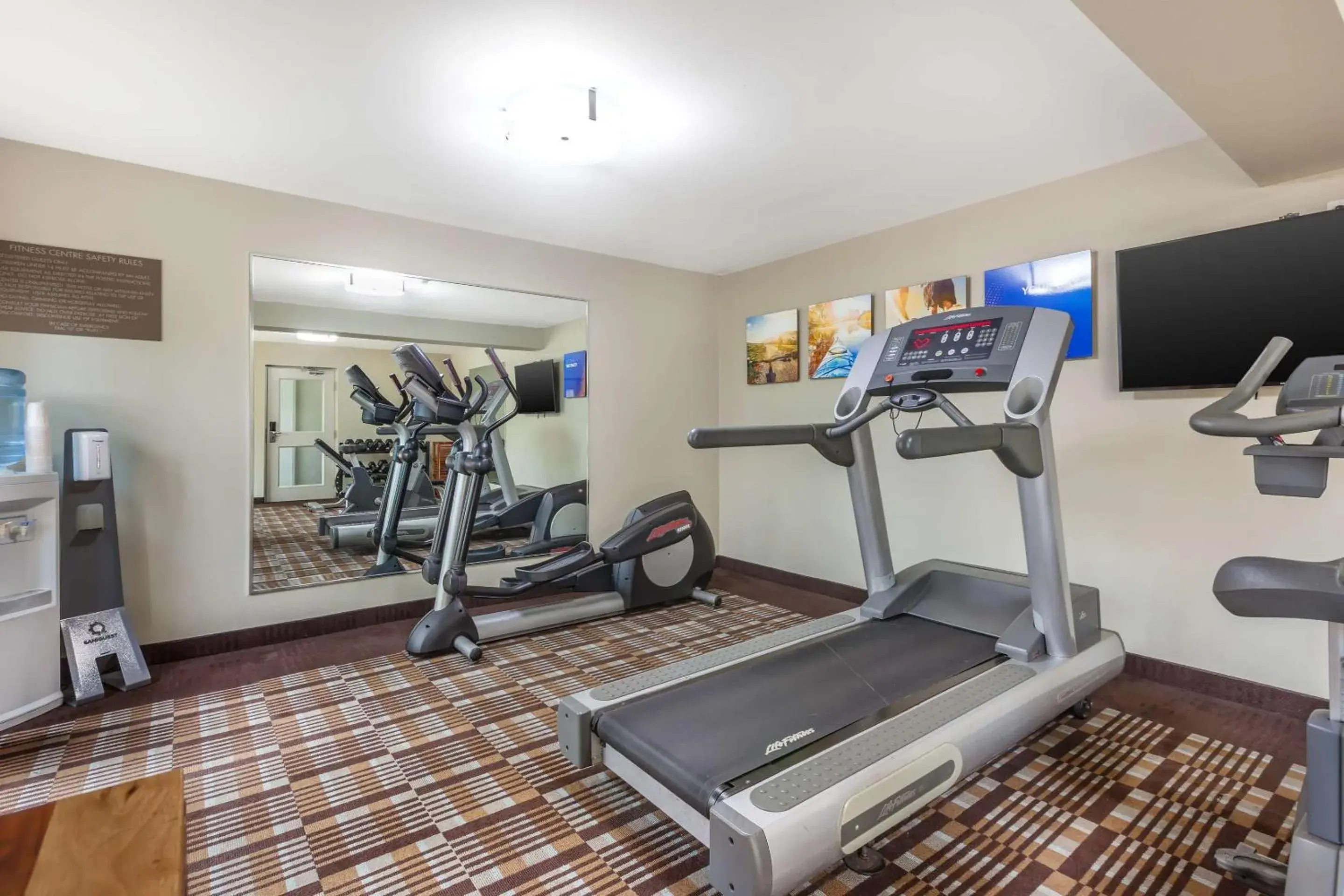 Fitness centre/facilities in Comfort Inn Fitness centre/facilities in Comfort Inn