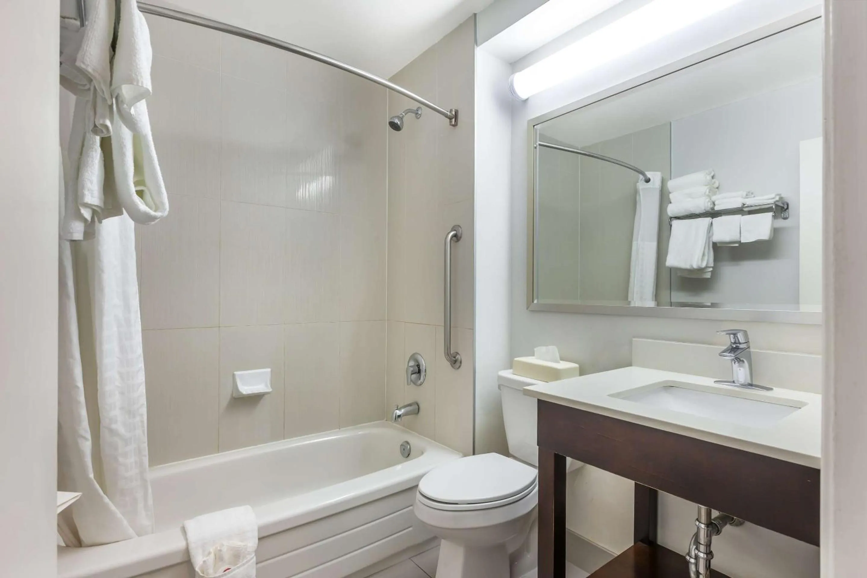 Bedroom in Comfort Inn