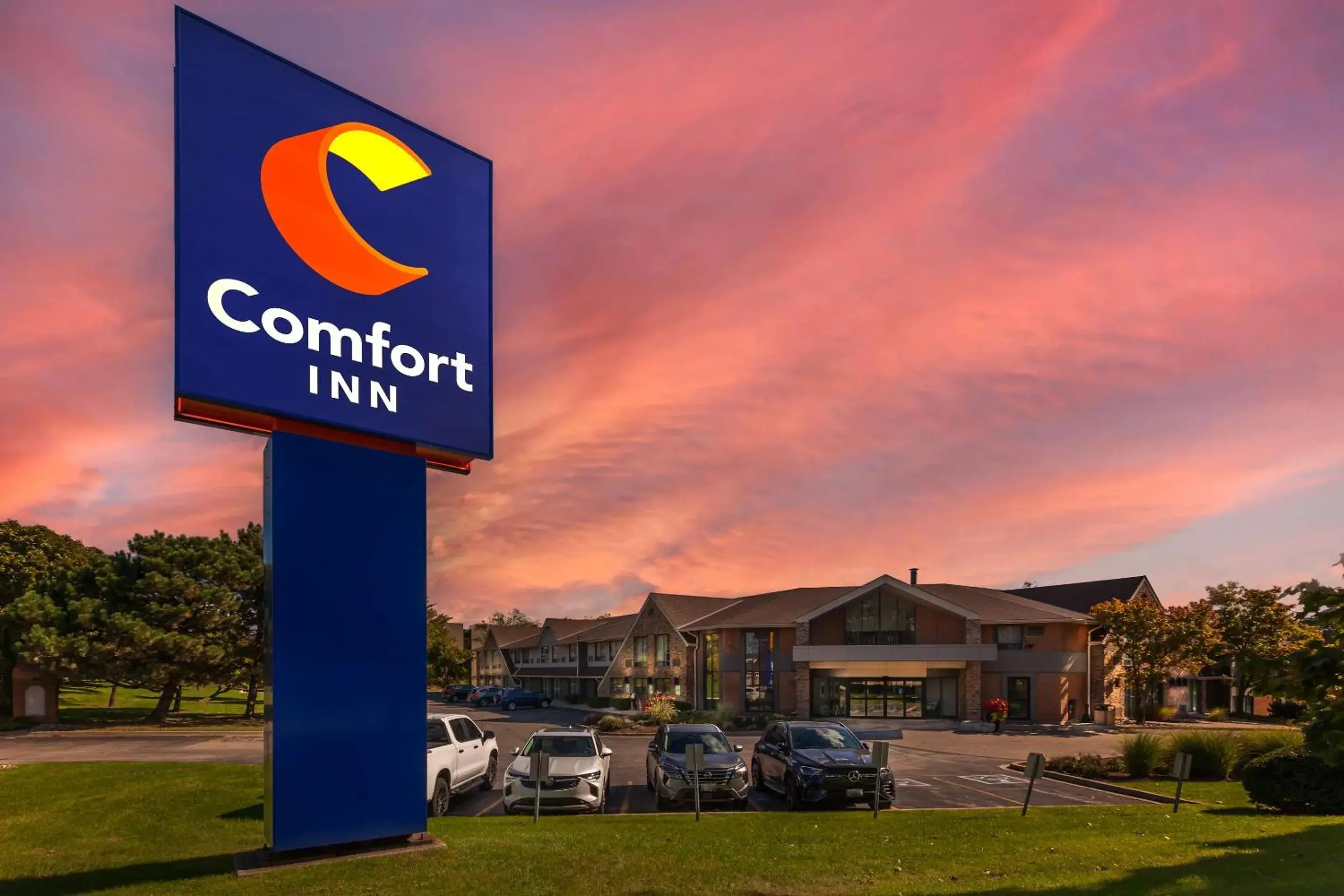 Property building in Comfort Inn Property building in Comfort Inn