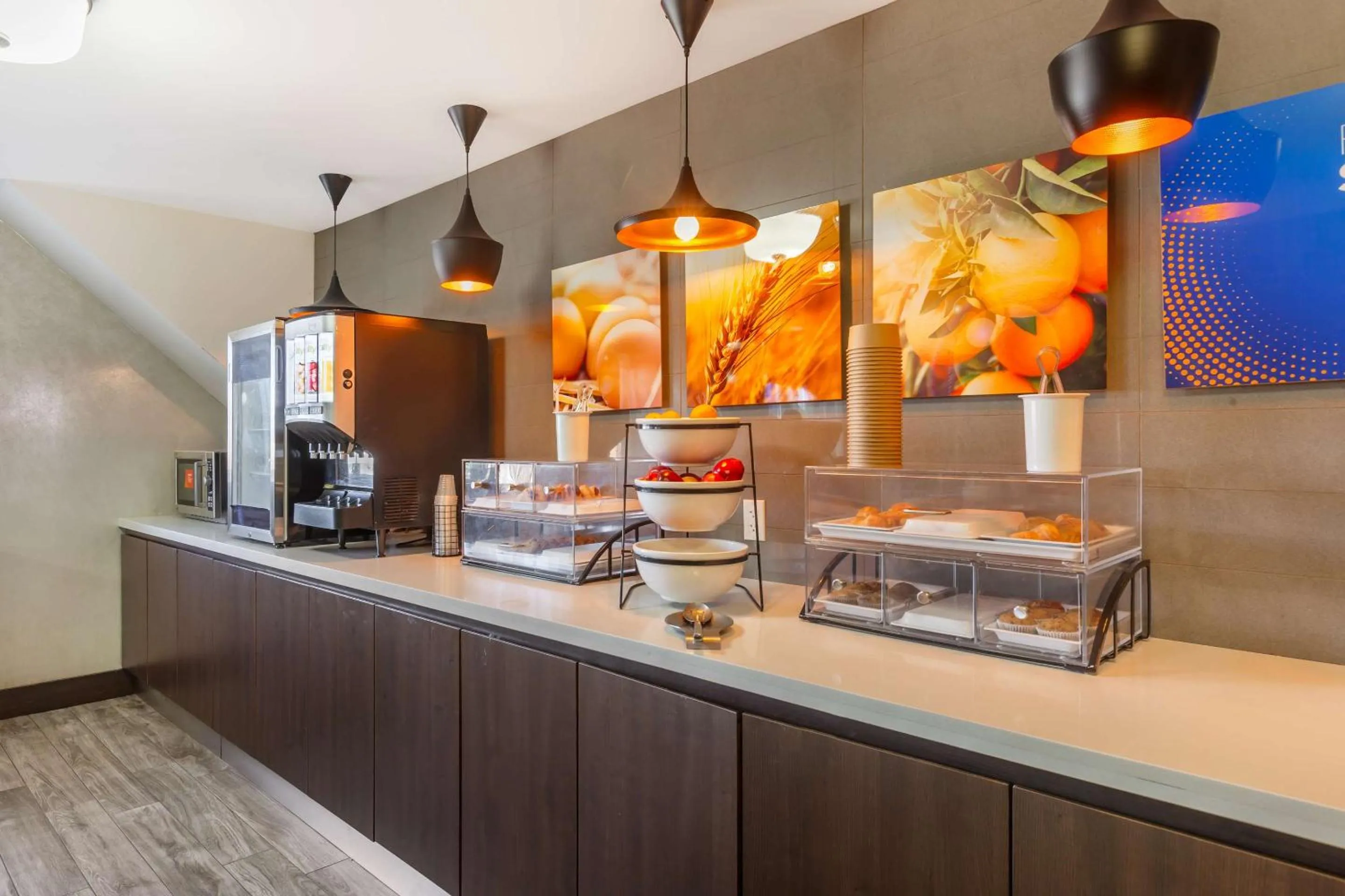 Breakfast in Comfort Inn