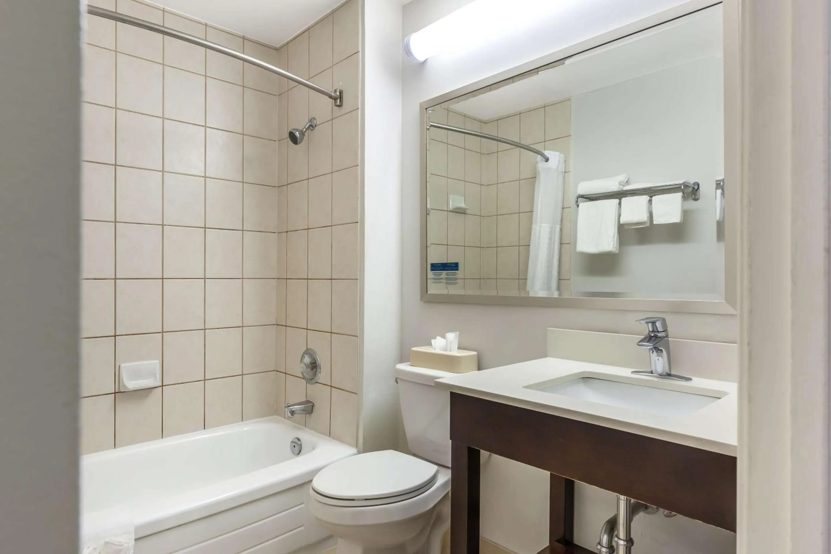 Bedroom in Comfort Inn