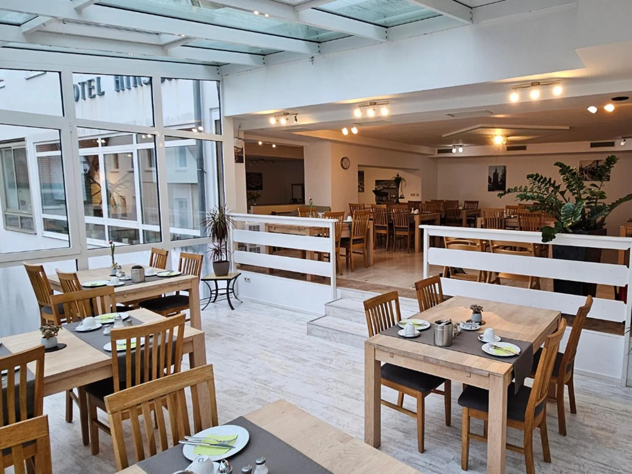 Restaurant/places to eat in Hotel Hirsch Günzburg