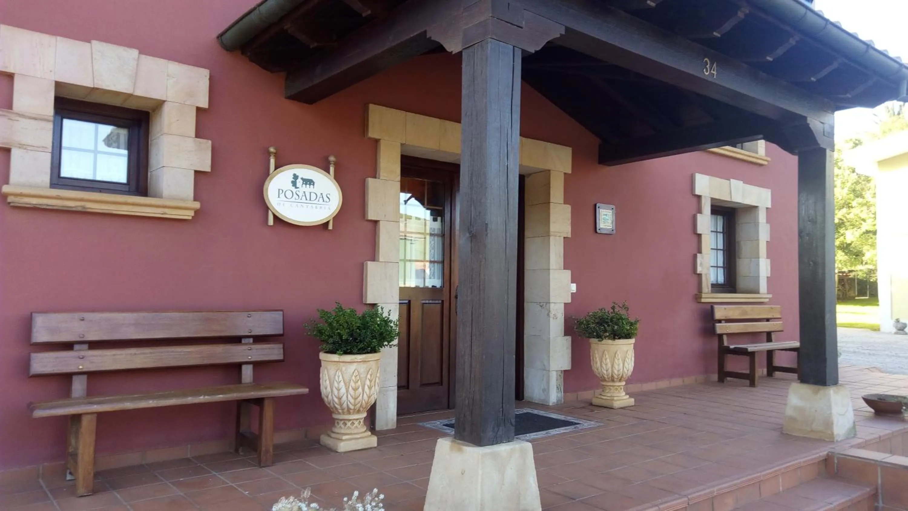 Property building in Posada Mediavia