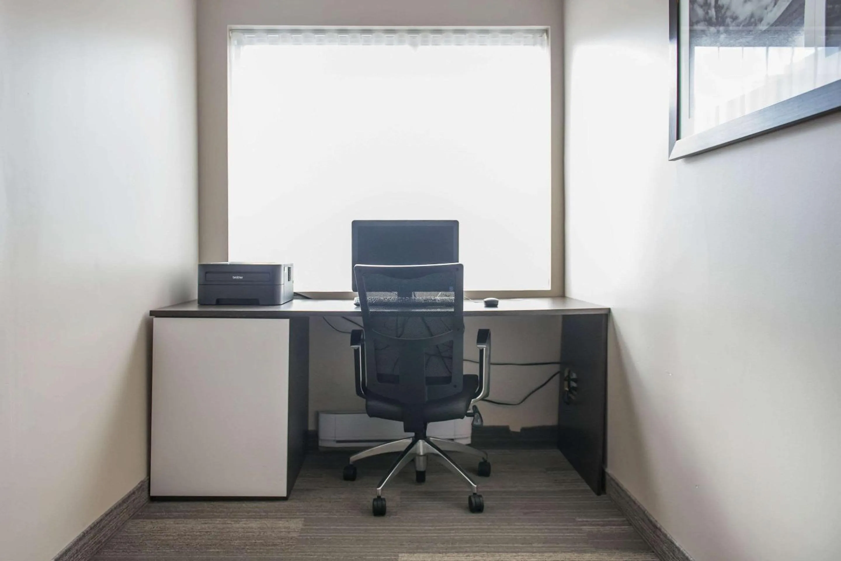 Business facilities in Les Suites Victoria, an Ascend Collection Hotel