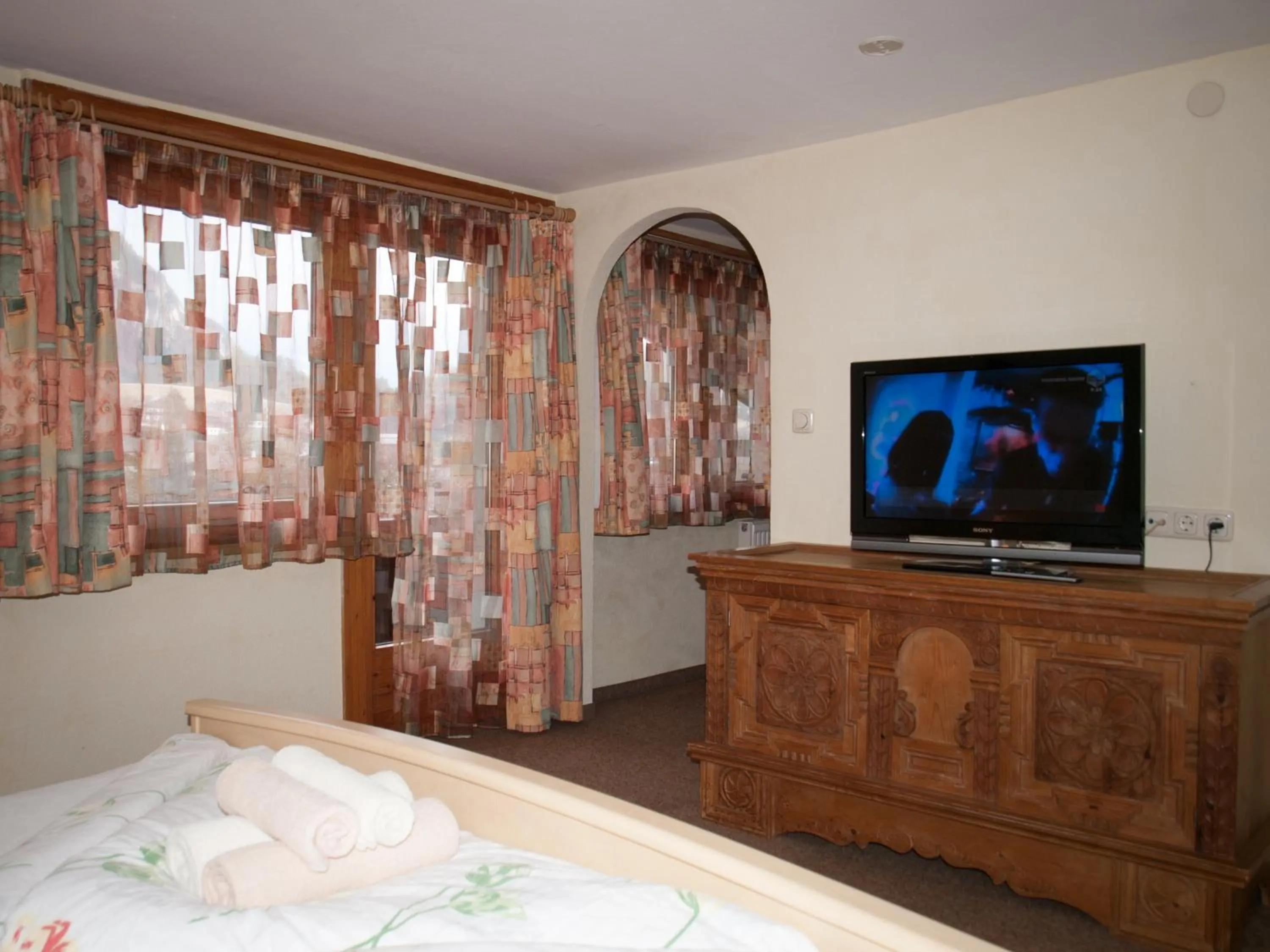 Bed in Pension Handle