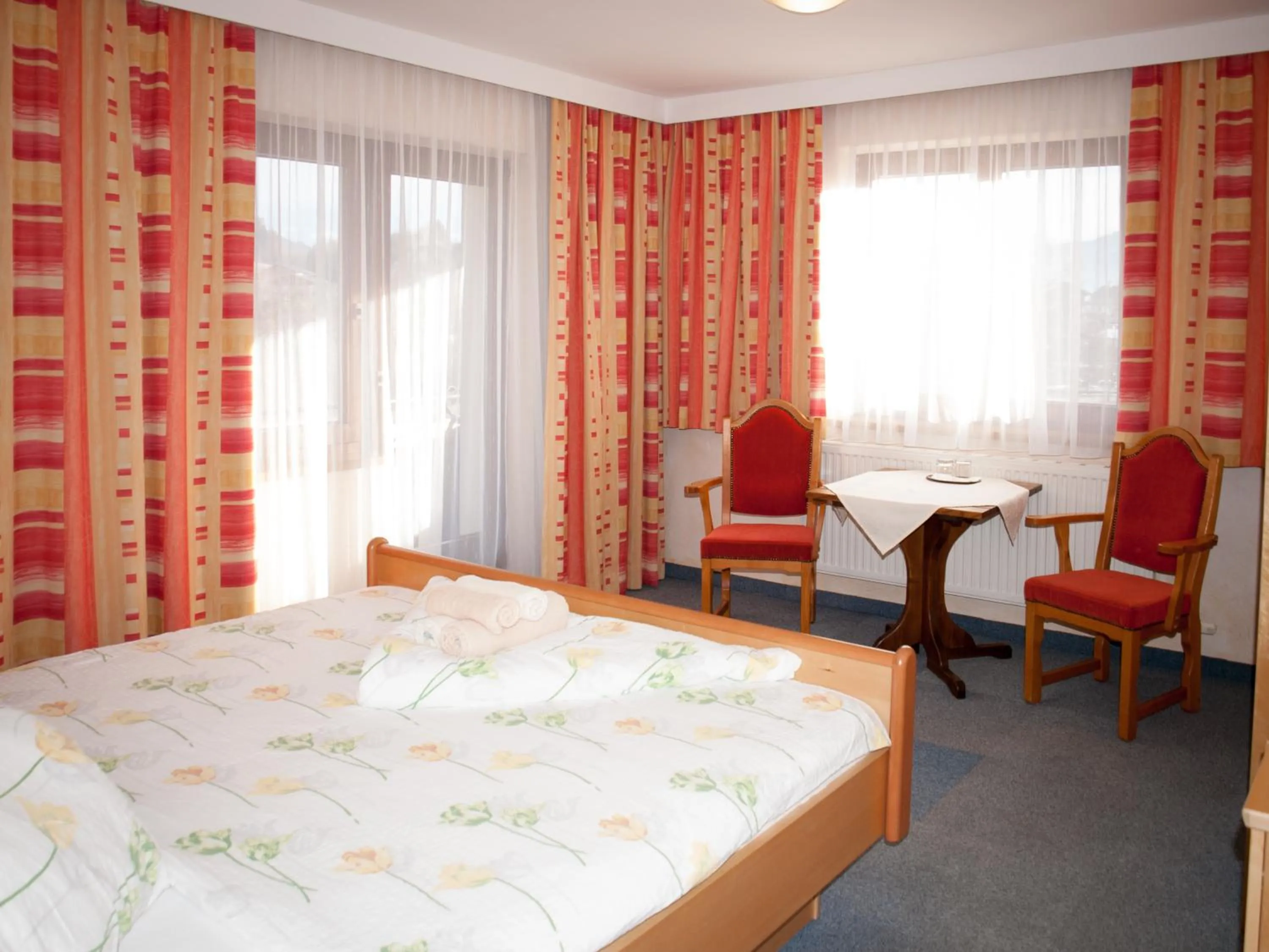 Bed in Pension Handle