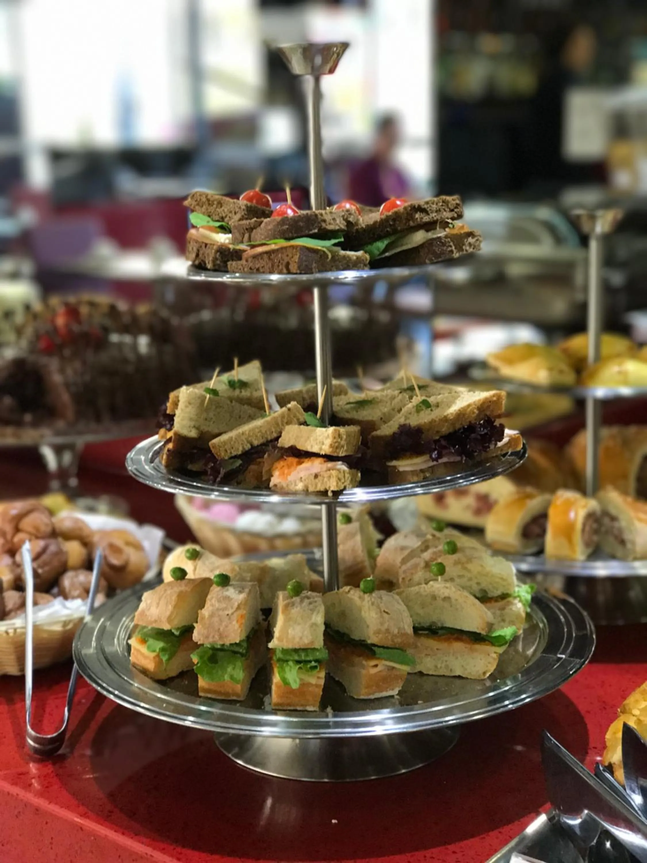 Buffet breakfast in Holiday & Business Hotel - Em frente ao Centro de Eventos e Arena Conda