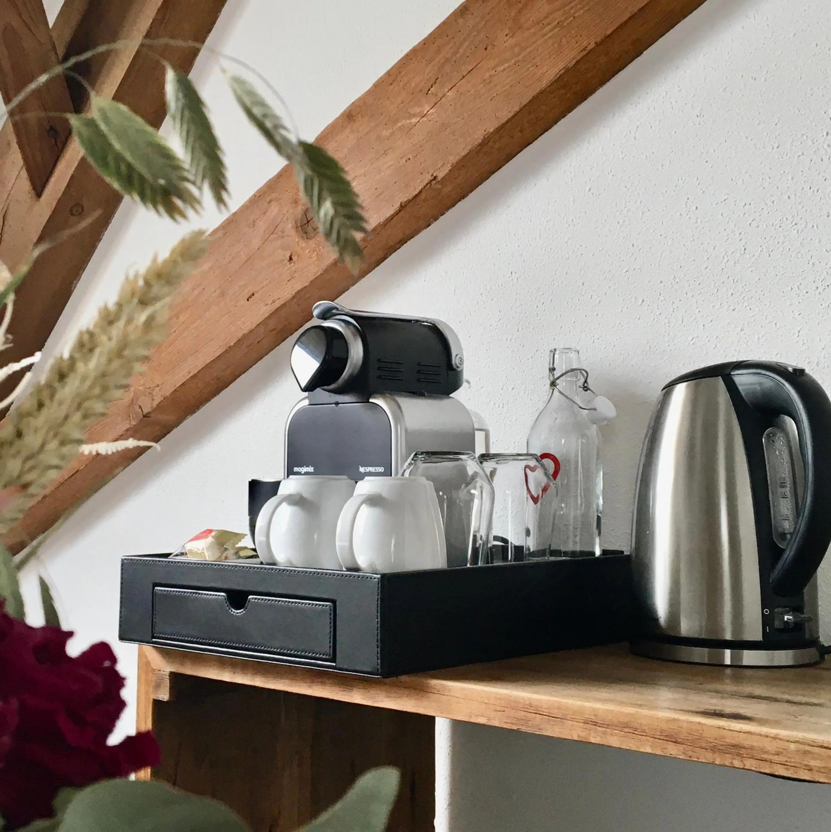 Coffee/tea facilities in Hoevehotel 'Hof Christina'