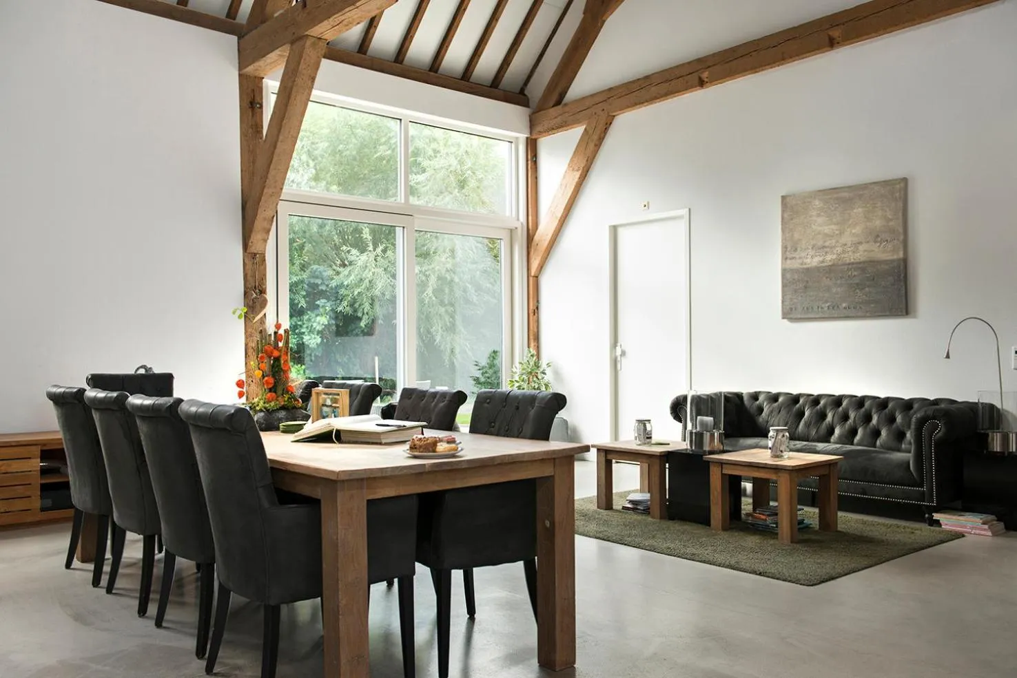 Communal lounge/ TV room in Hoevehotel 'Hof Christina'