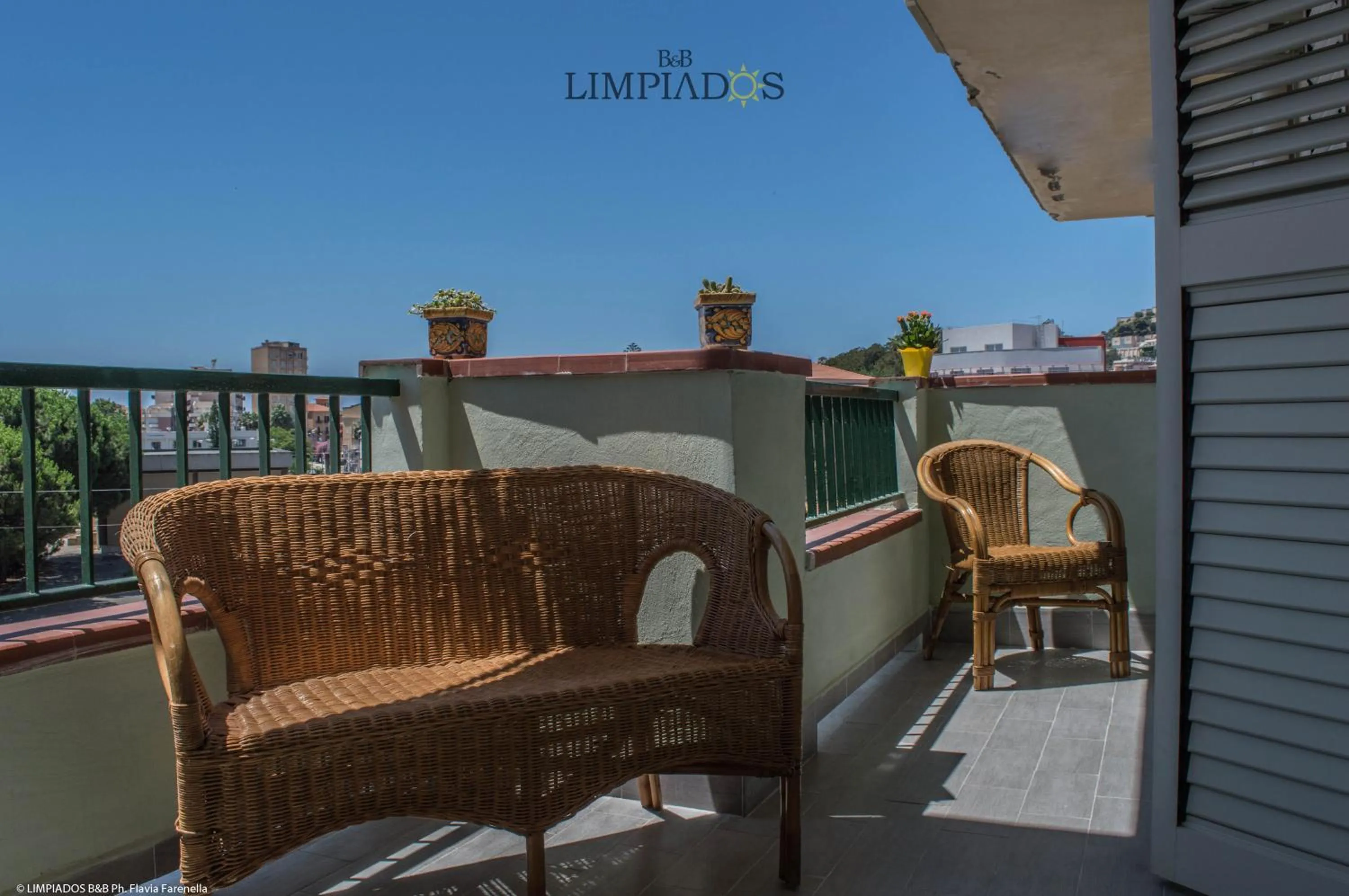 Property building in Limpiados Bed & Breakfast