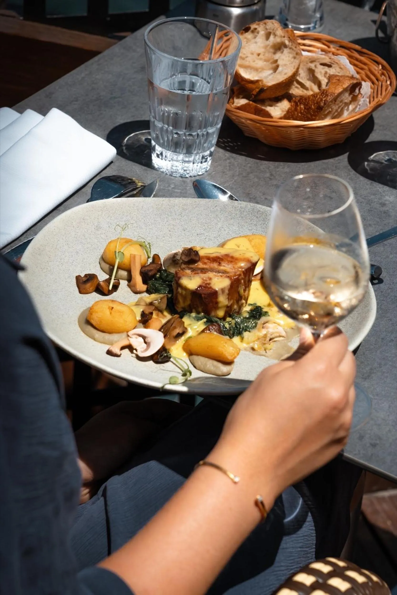 Restaurant/places to eat in Ermitage de l'Oasis & Spa - Cannes Mandelieu