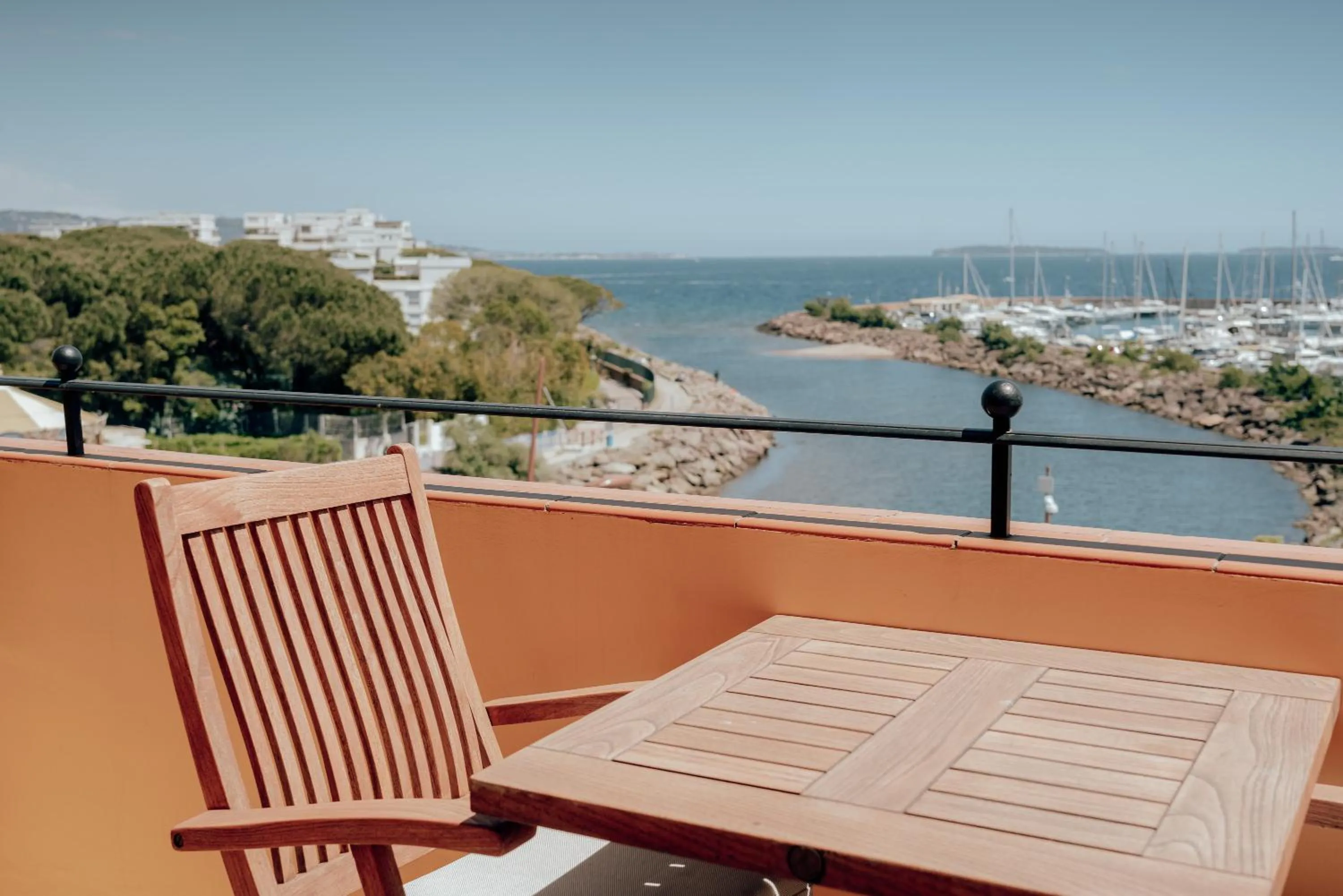 Balcony/Terrace in Ermitage de l'Oasis & Spa - Cannes Mandelieu