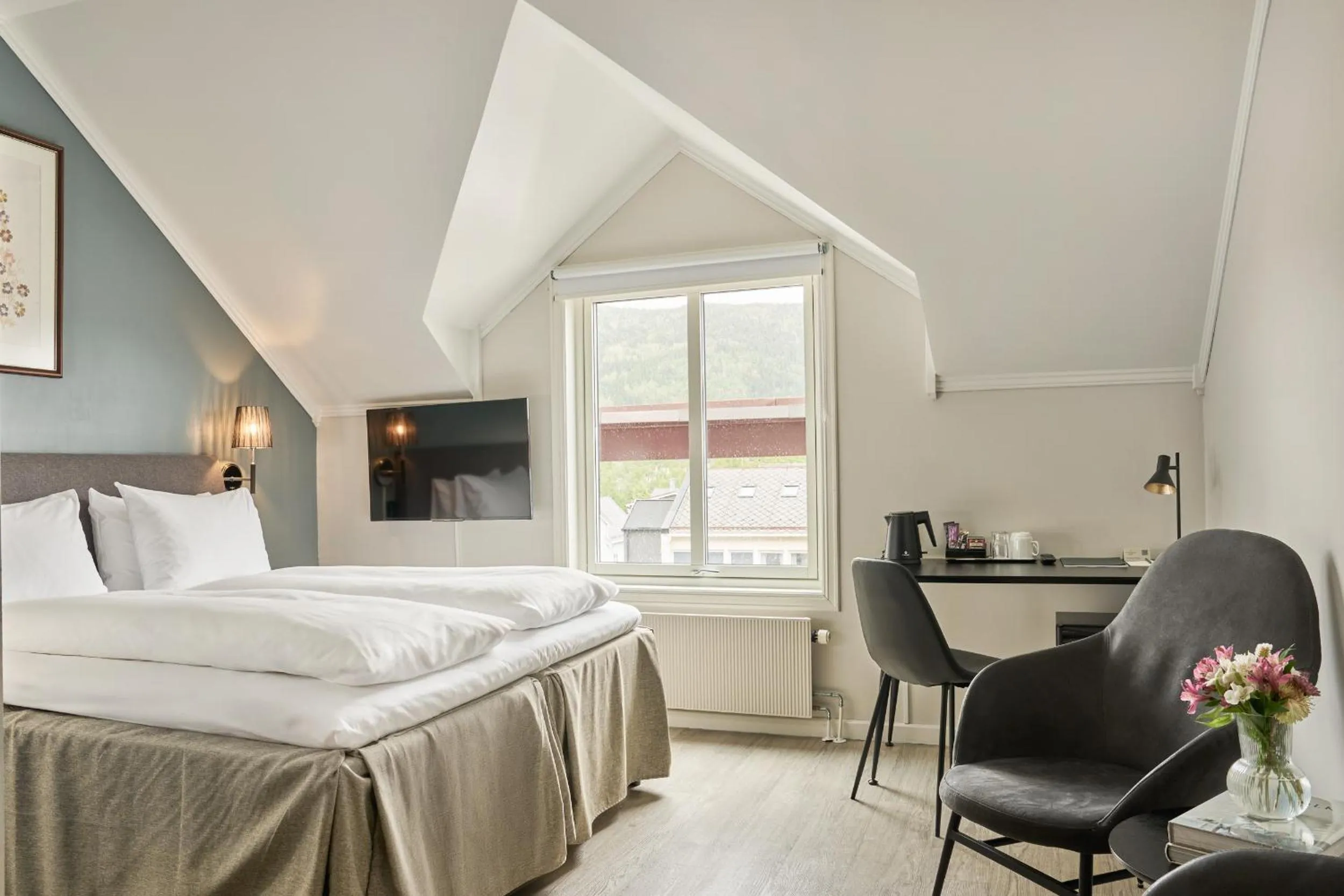 Bed in Fru Haugans Hotel