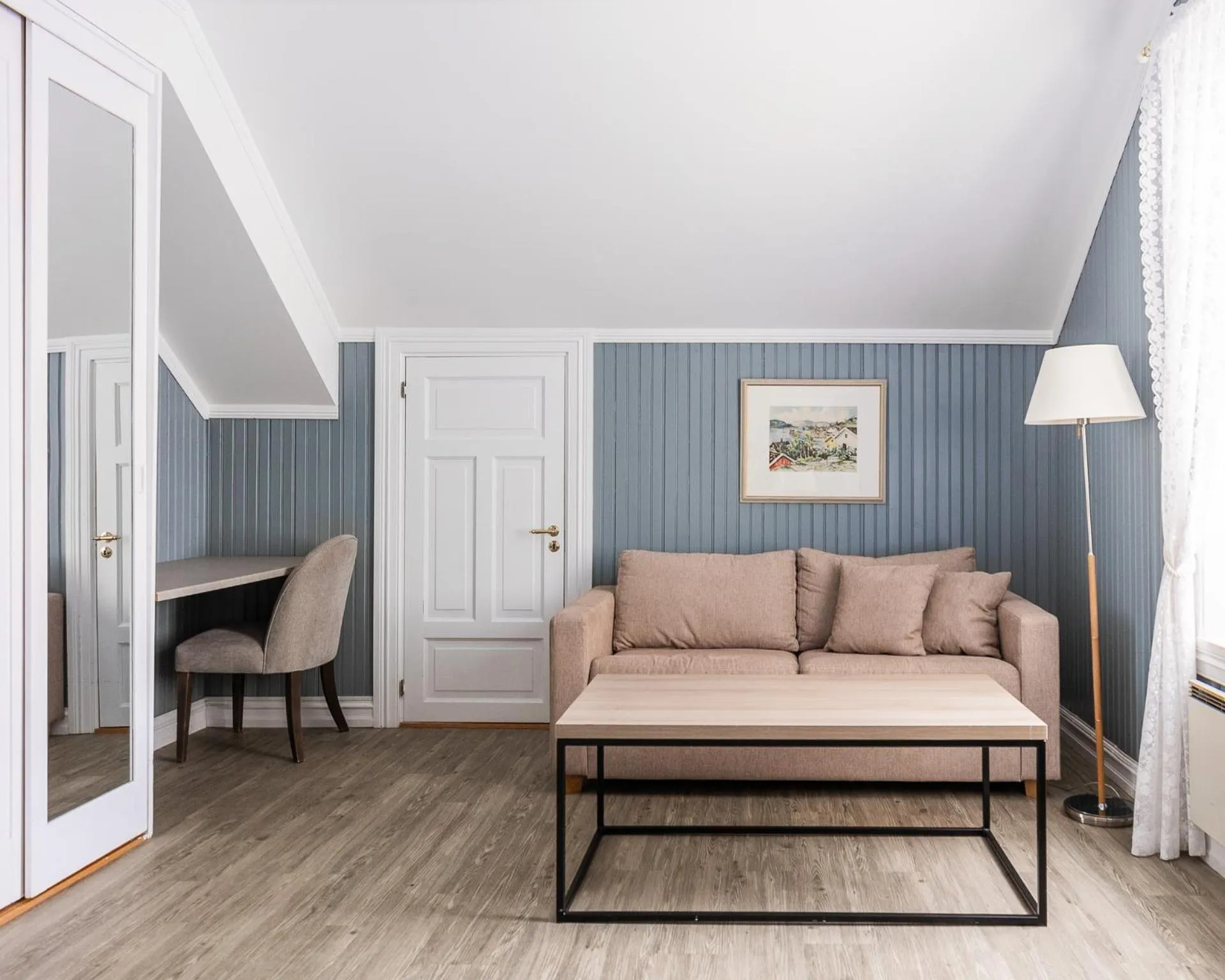 Seating area in Fru Haugans Hotel