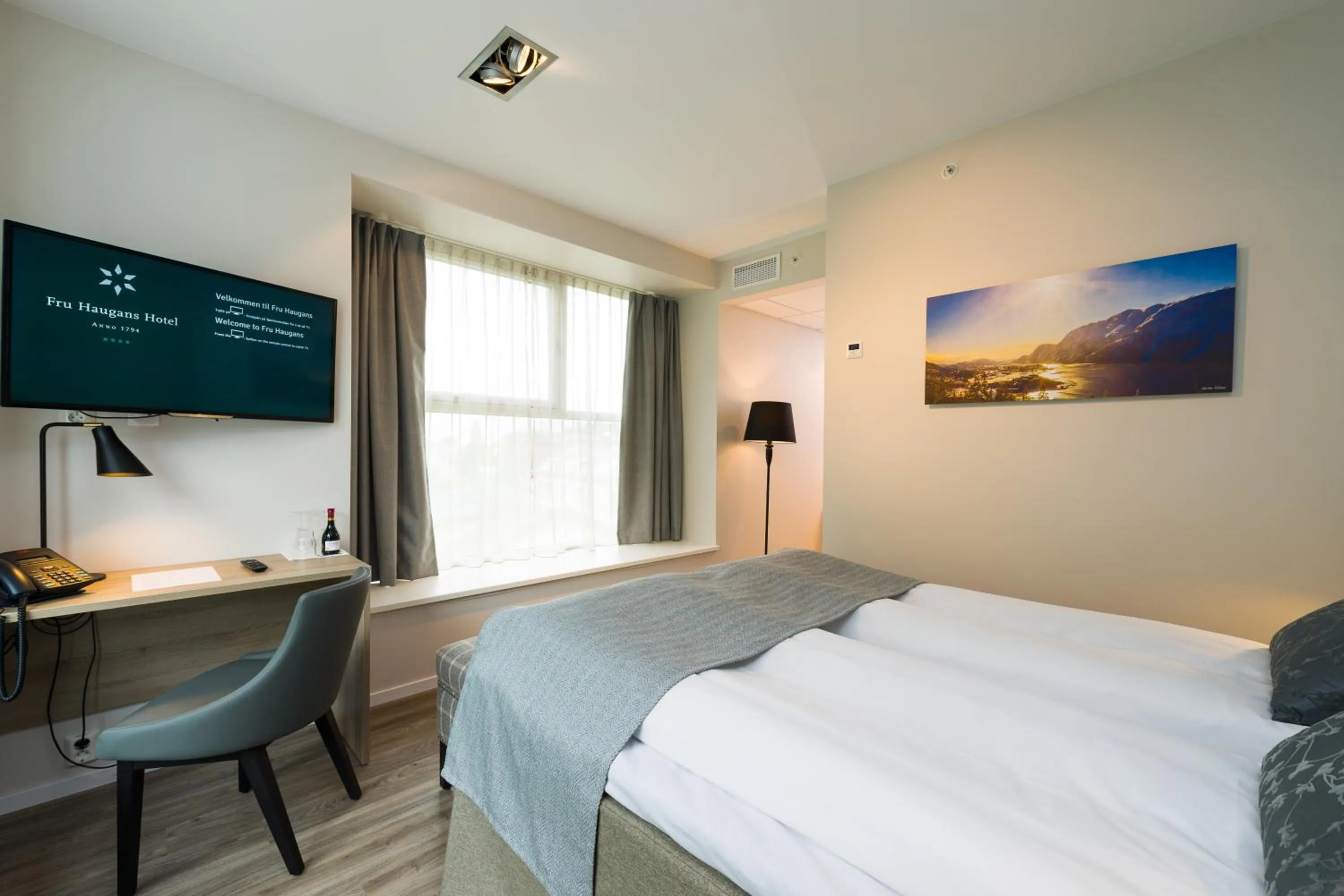 Decorative detail, Bed in Fru Haugans Hotel