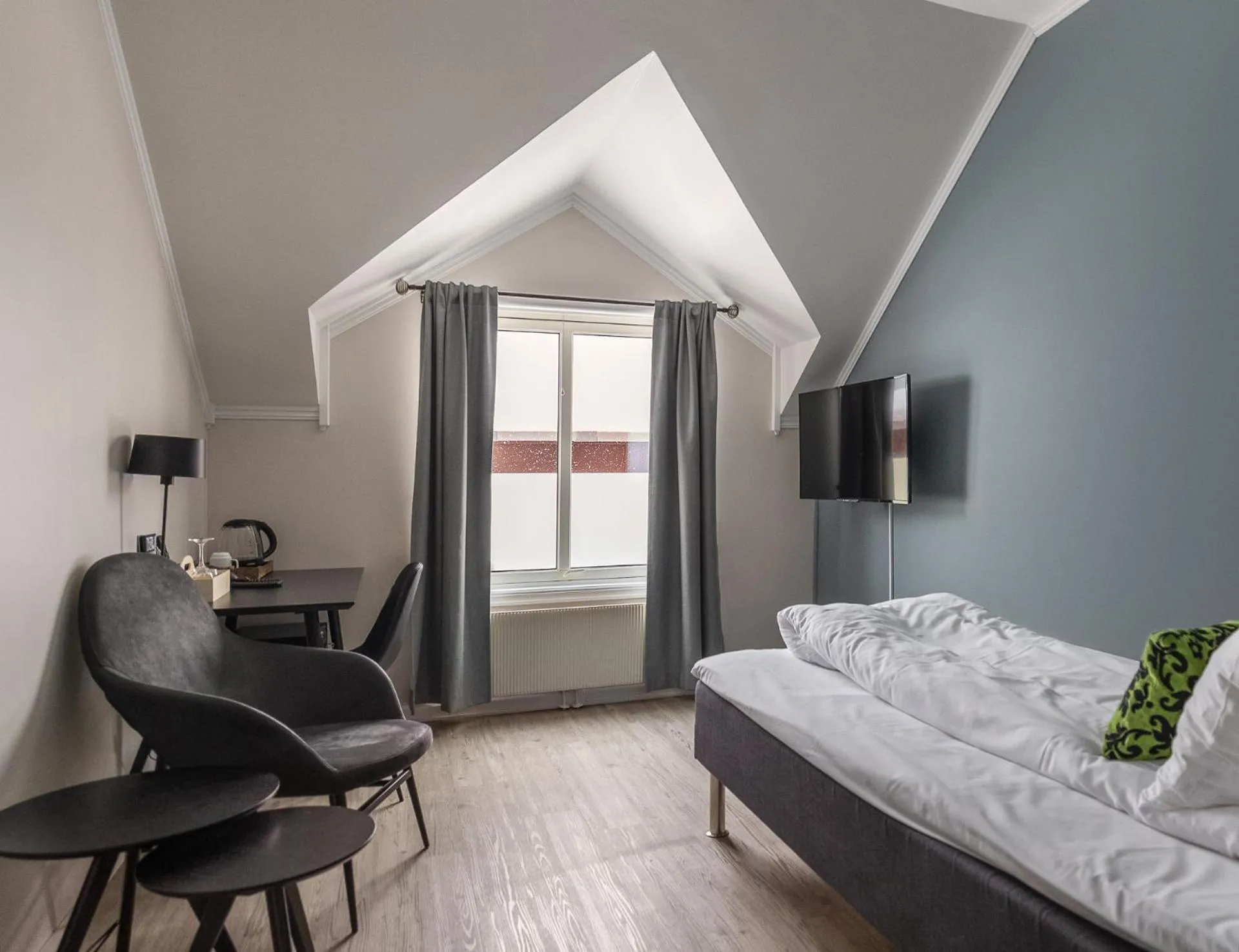 Bed in Fru Haugans Hotel