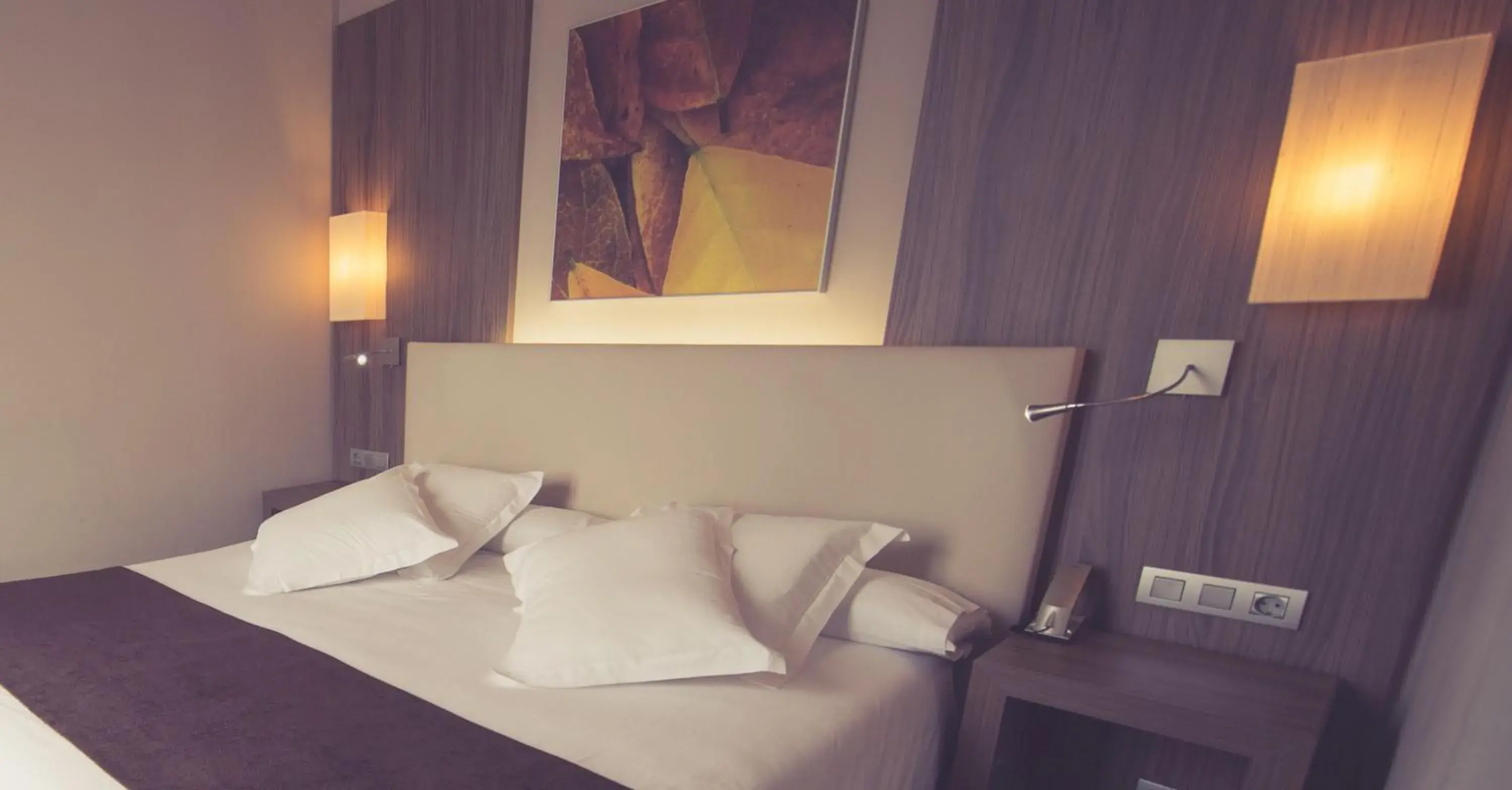 Property building, Bed in Hotel Aroi Ponferrada Property building, Bed in Hotel Aroi Ponferrada