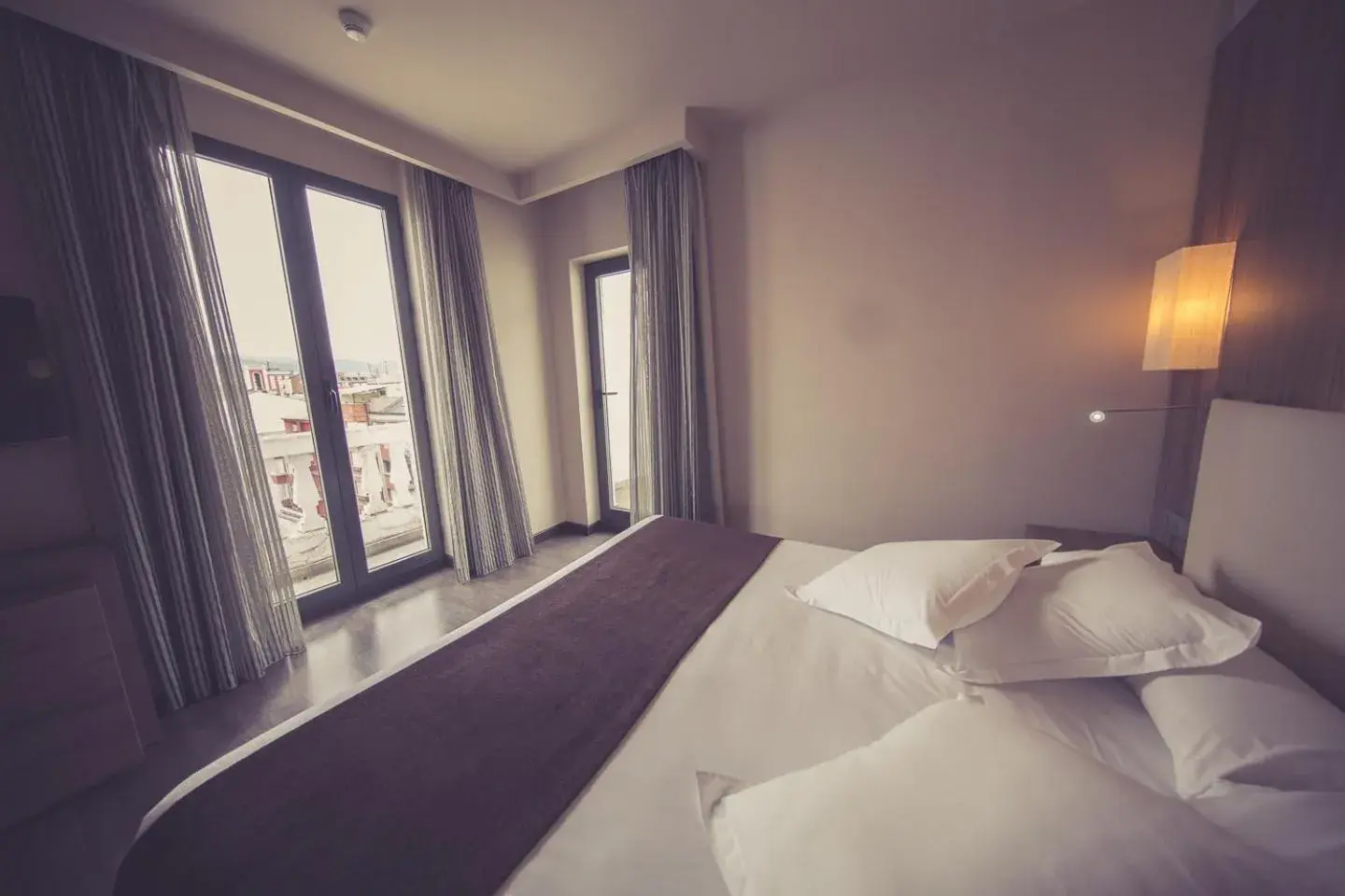 Balcony/Terrace, Bed in Hotel Aroi Ponferrada Balcony/Terrace, Bed in Hotel Aroi Ponferrada