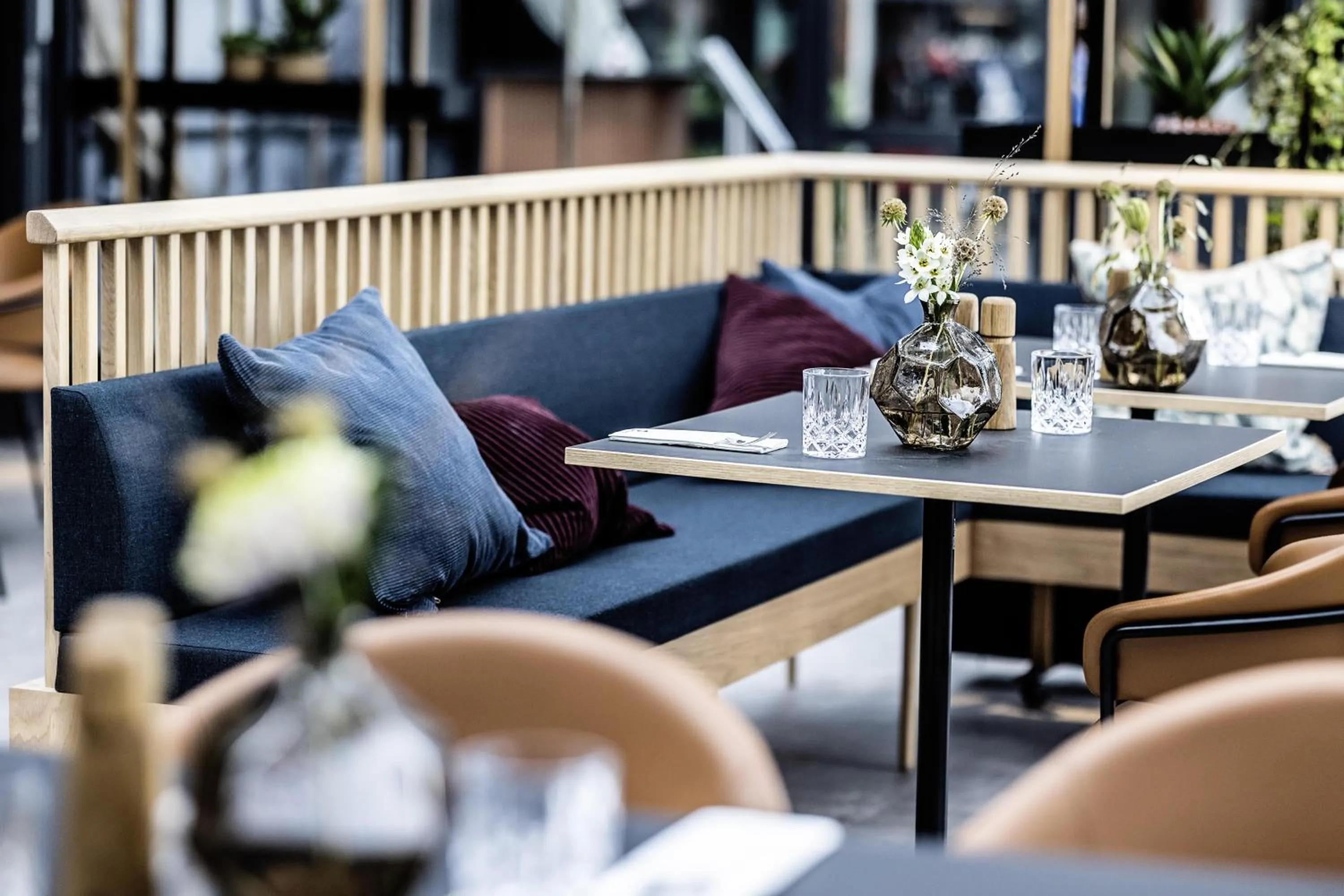 Restaurant/places to eat in HimmerLand