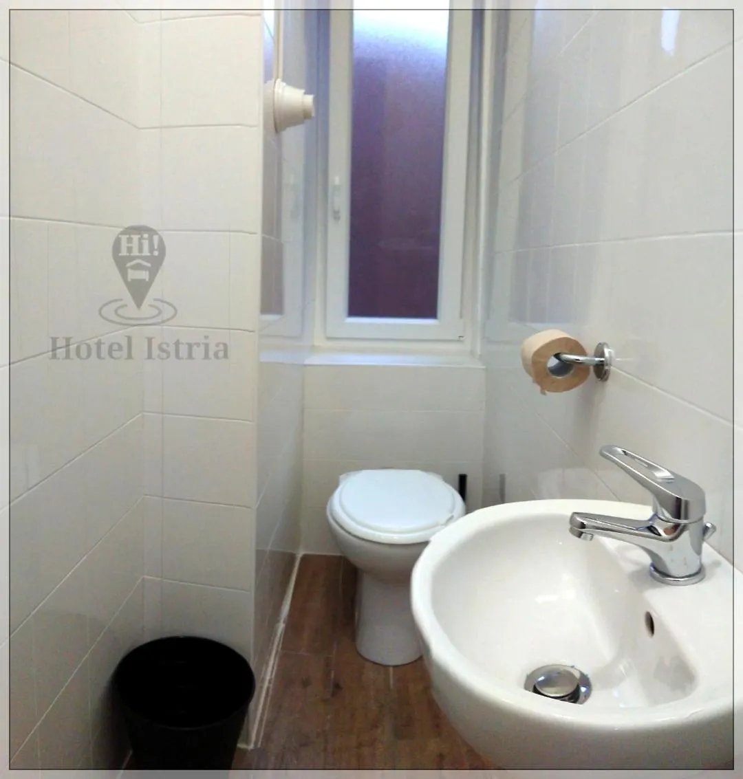 Toilet in Hotel Istria
