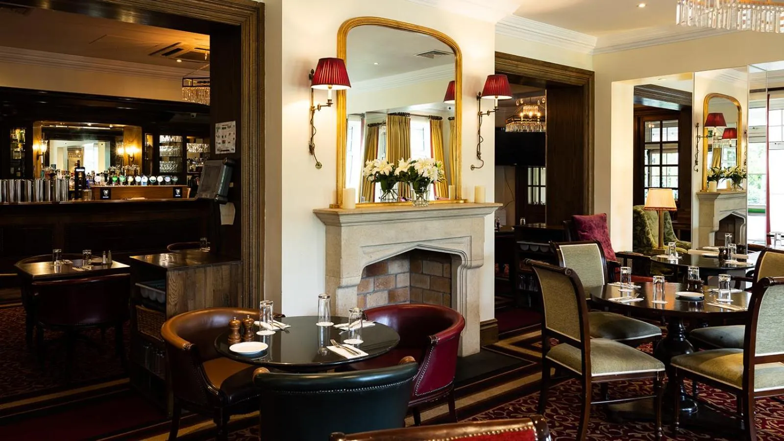 Restaurant/places to eat in The Keadeen Hotel