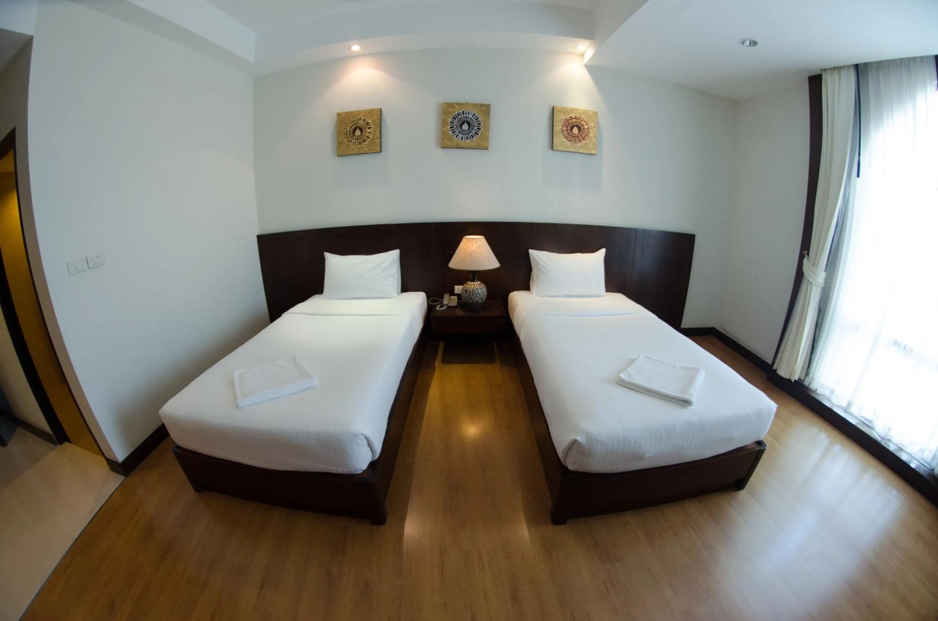 Photo of the whole room, Bed in Grande Southern Hotel