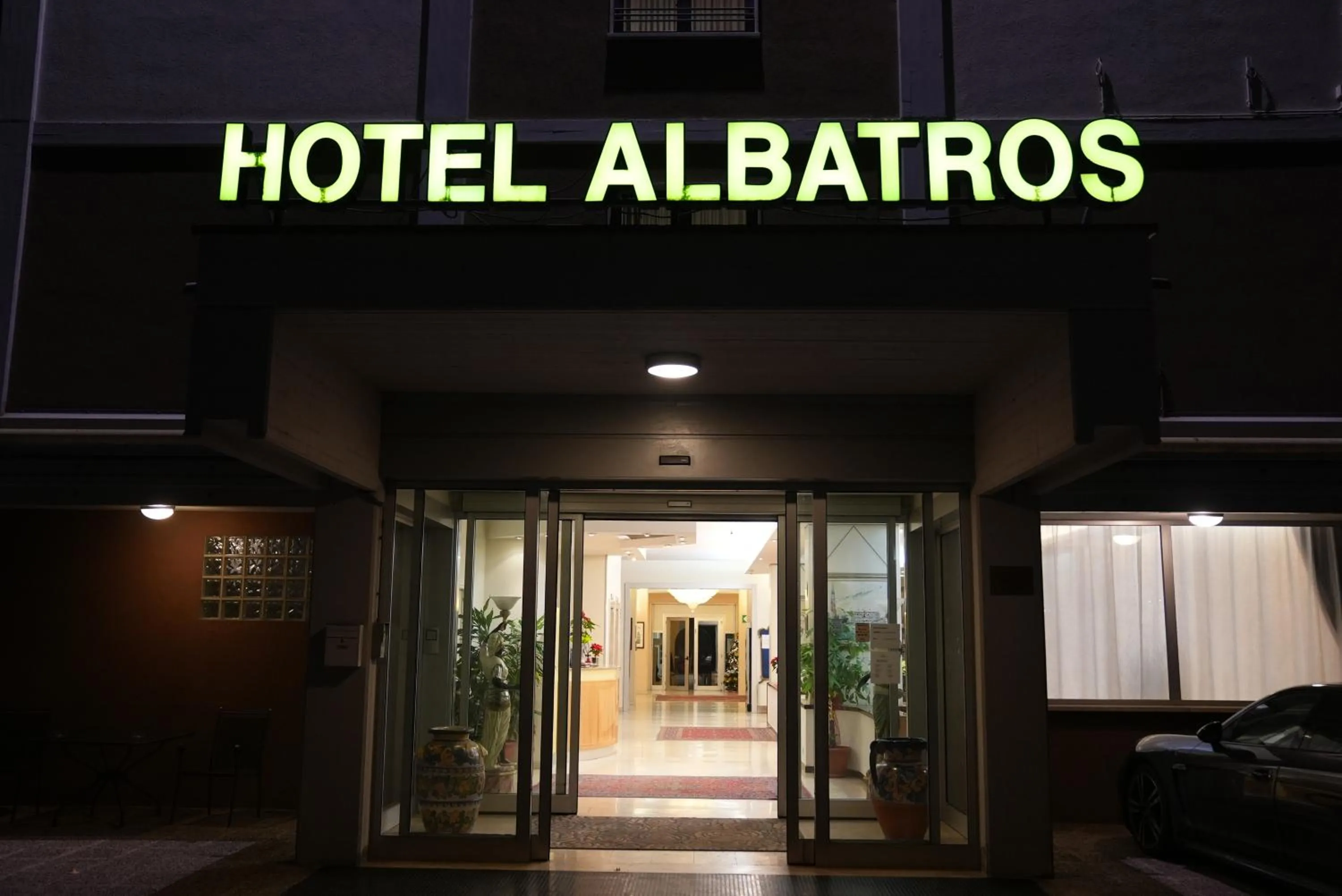Property logo or sign in Hotel Albatros
