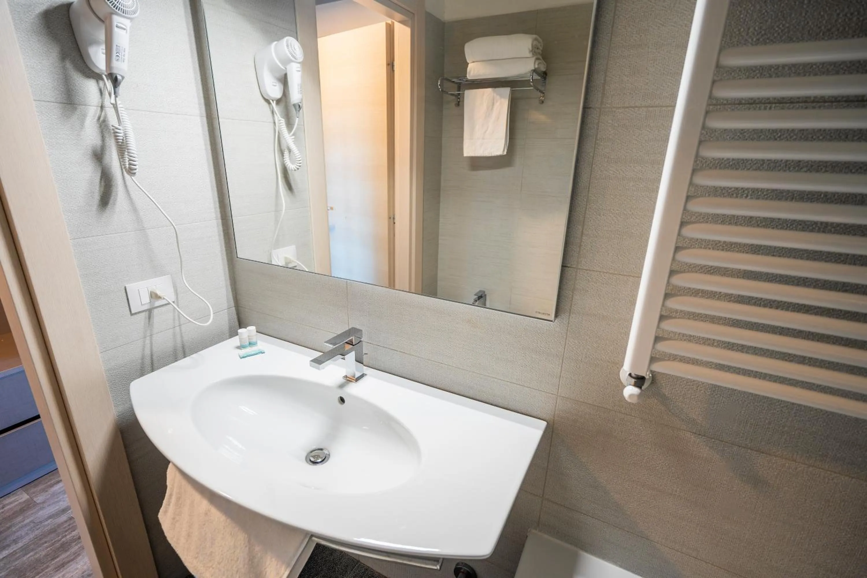 Shower in Hotel Albatros