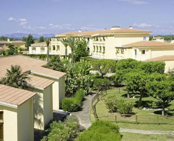 Facade/entrance in Argonauti Greenblu Resort