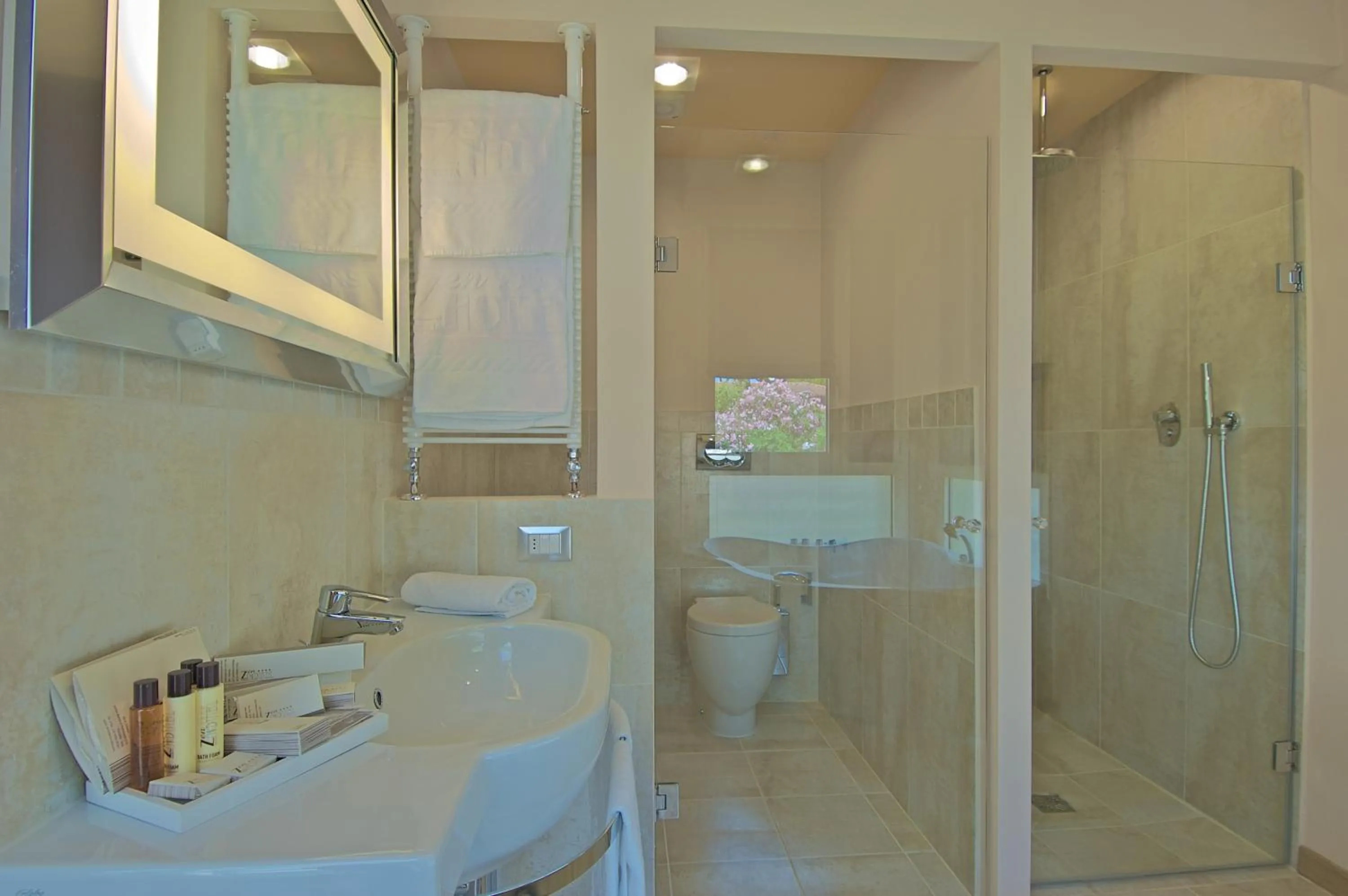 Bathroom in Zen Hotel Versilia