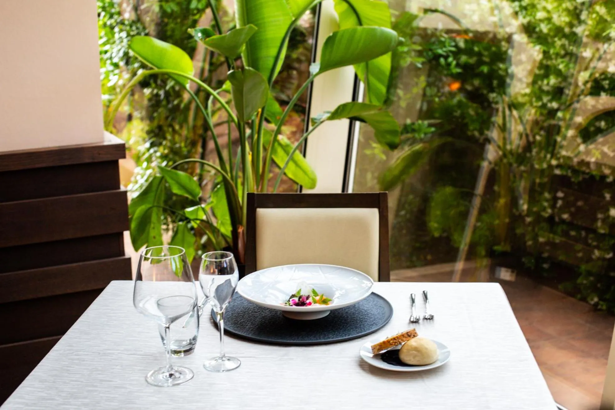 Restaurant/places to eat in Zen Hotel Versilia