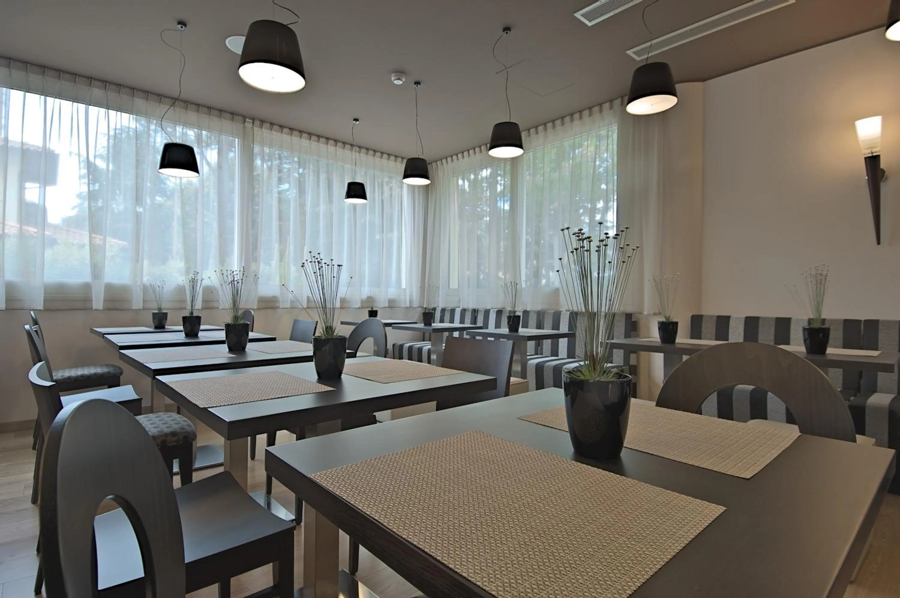 Restaurant/places to eat in Zen Hotel Versilia