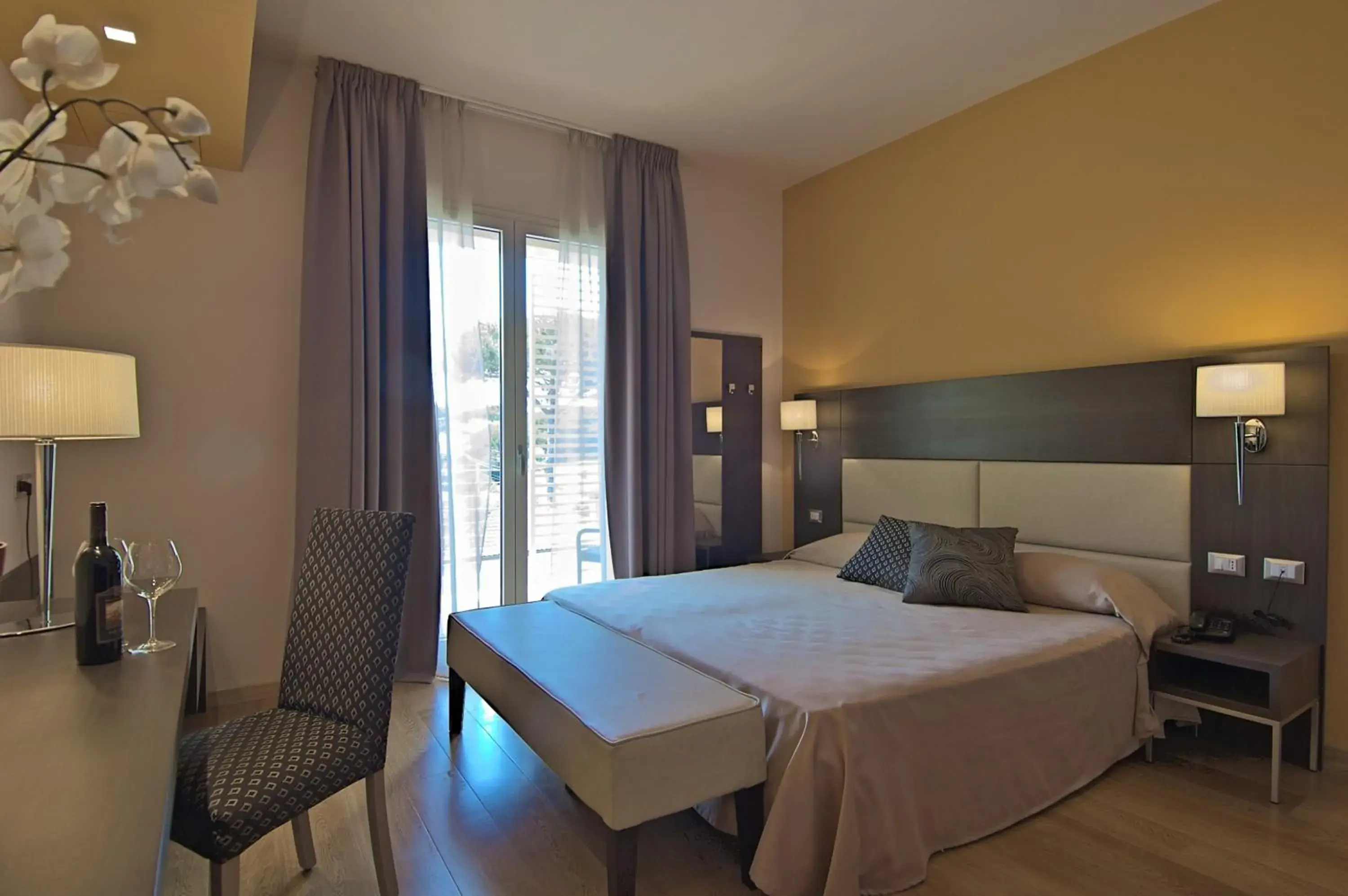 Double or Twin Room with Balcony in Zen Hotel Versilia Double or Twin Room with Balcony in Zen Hotel Versilia