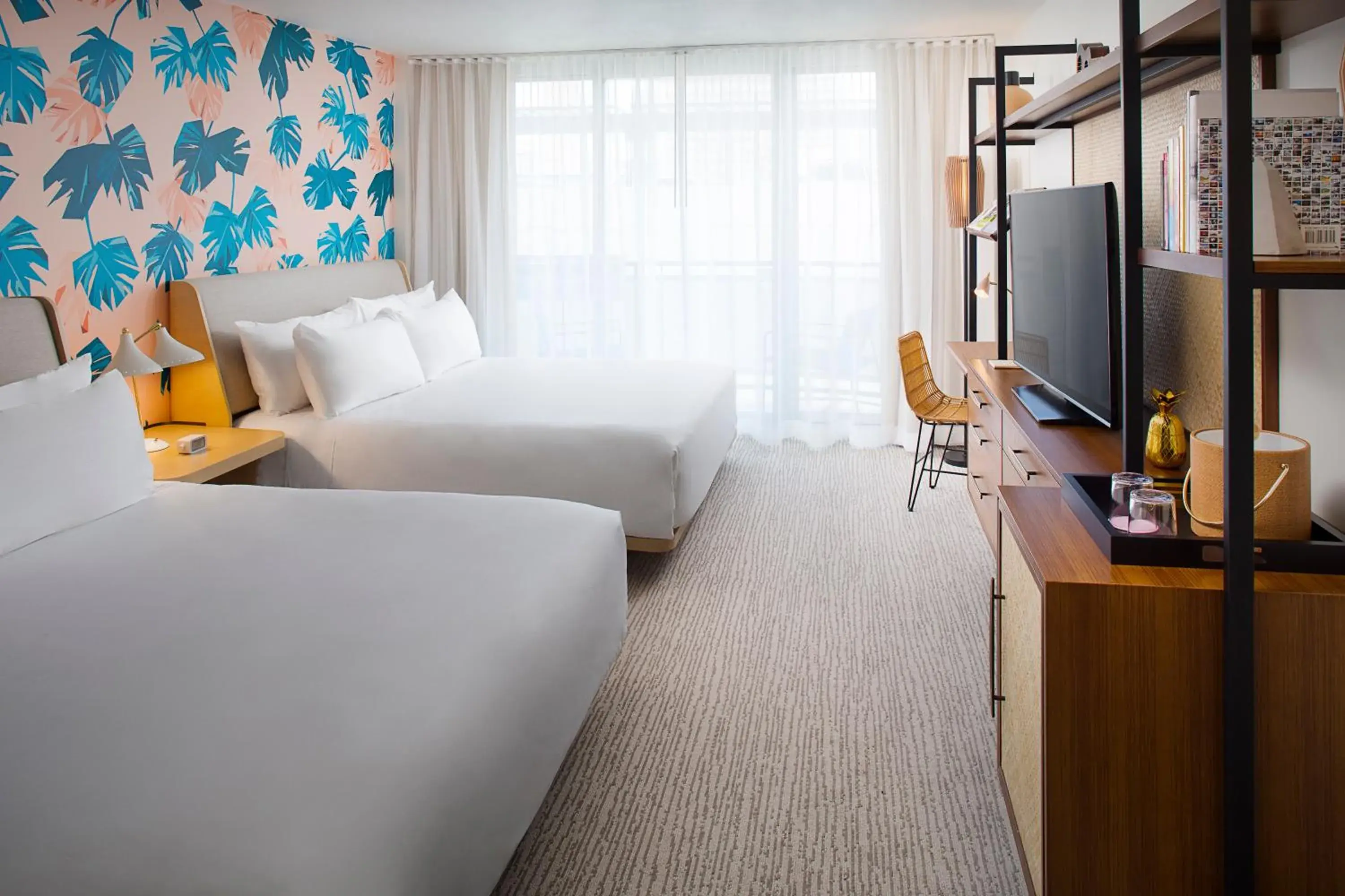 Bed in The Laylow Waikiki, Autograph Collection Bed in The Laylow Waikiki, Autograph Collection