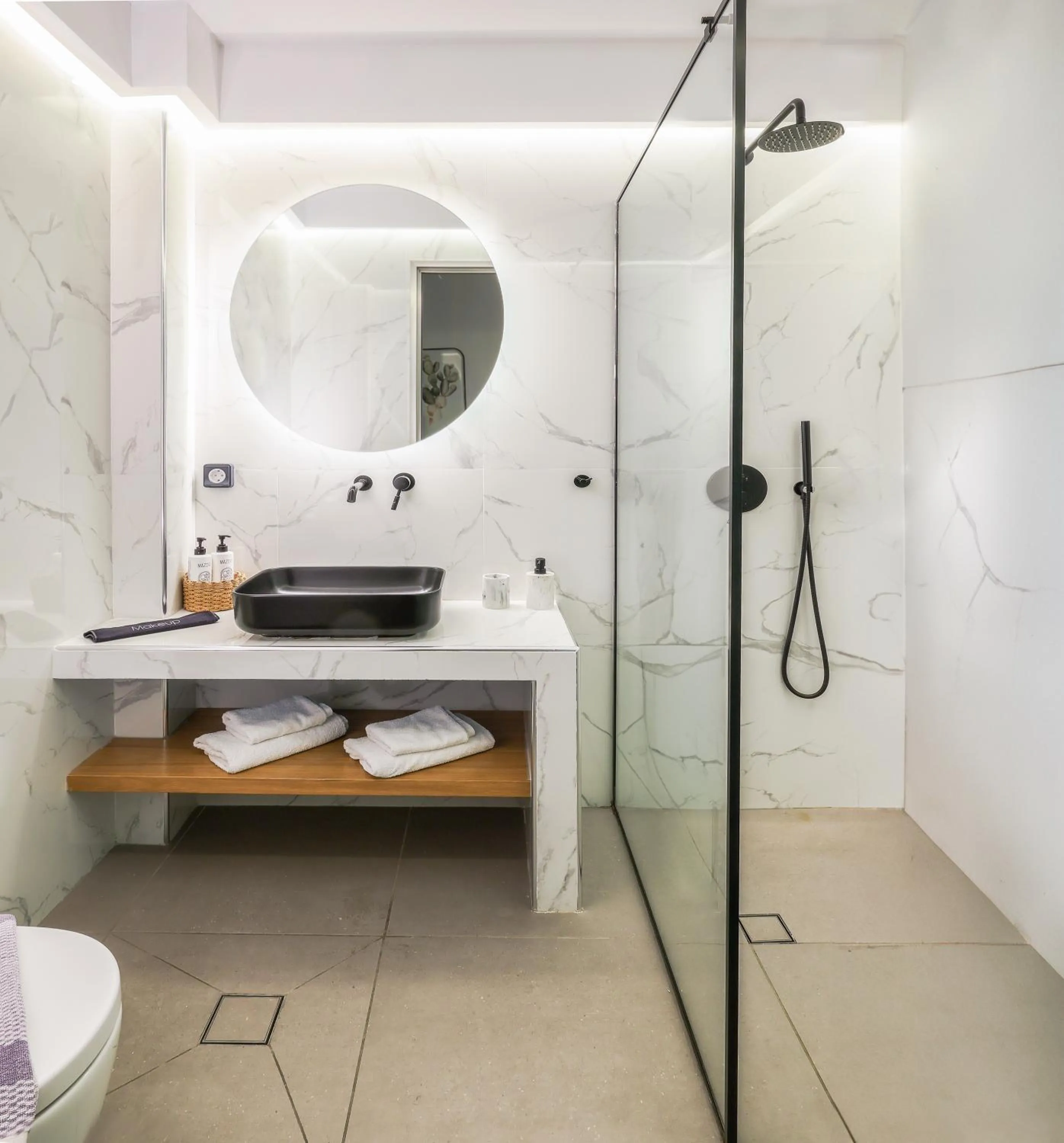 Shower in Amity Suites - Adults Only