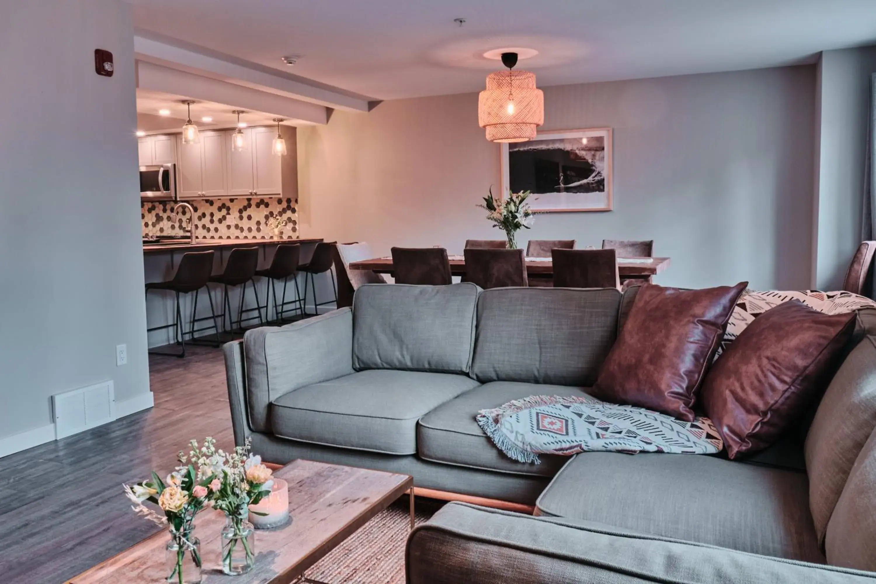 Living room, Seating Area in Creekside Villa